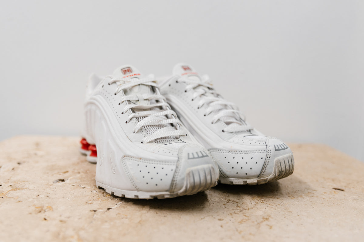 nike shox neymar white