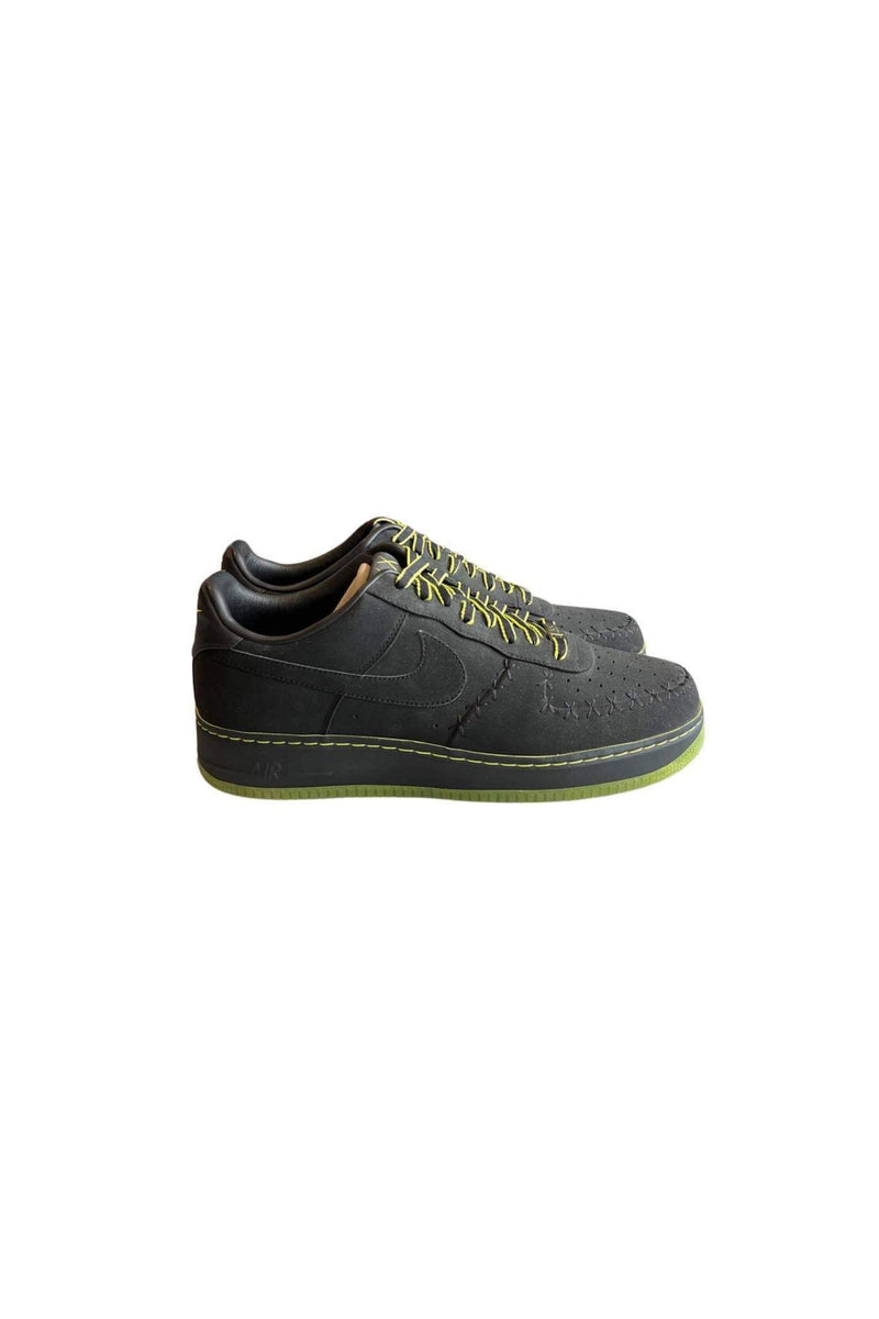 Air force 1 store low 1world kaws