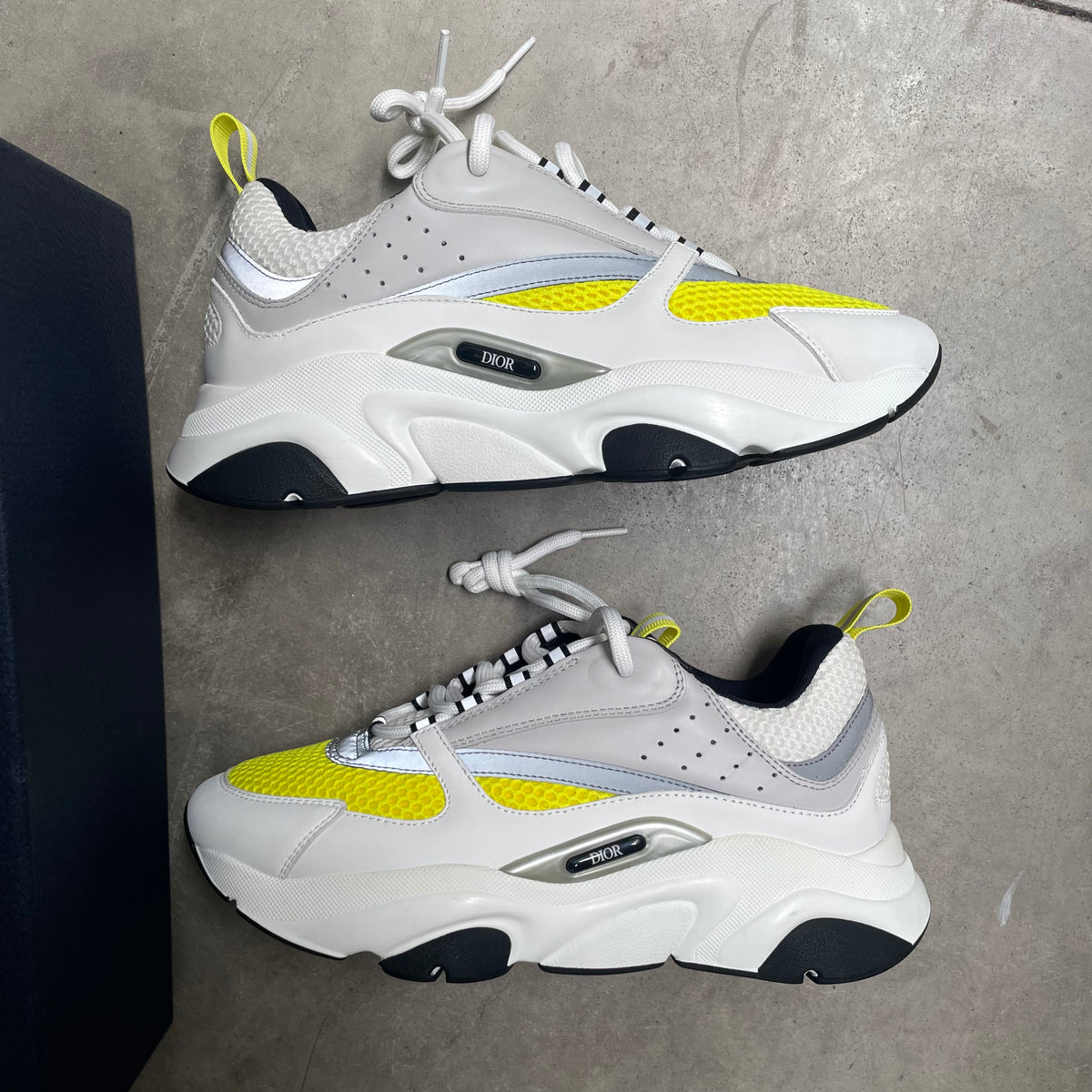 Dior 2025 b22 yellow