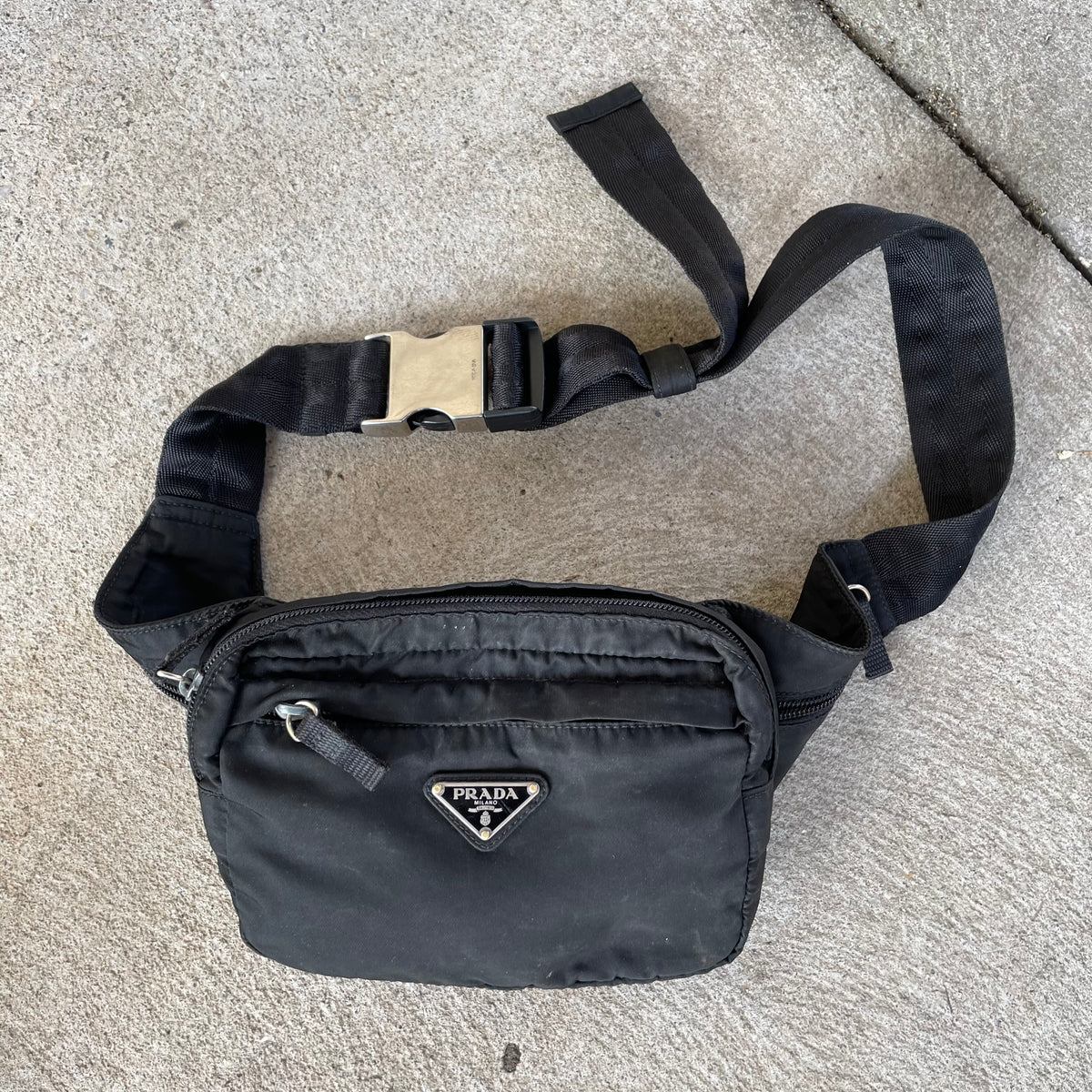 Prada Black Shoulder Bag – Curated by Charbel