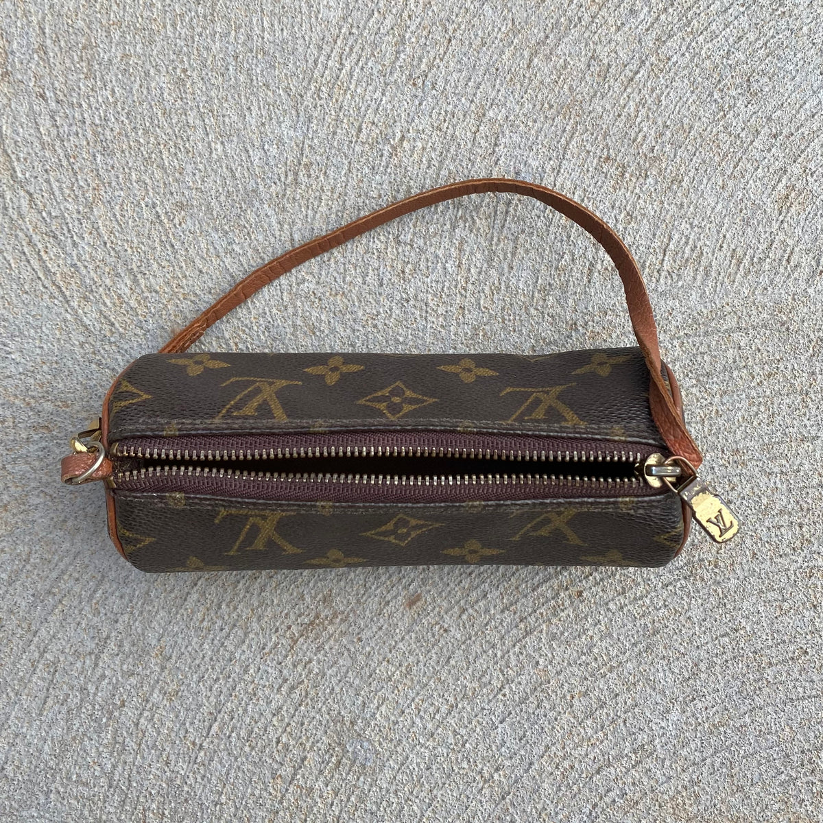 Louis Vuitton Vintage Monogram Papillon 15 Mini Hand Bag – Curated by  Charbel