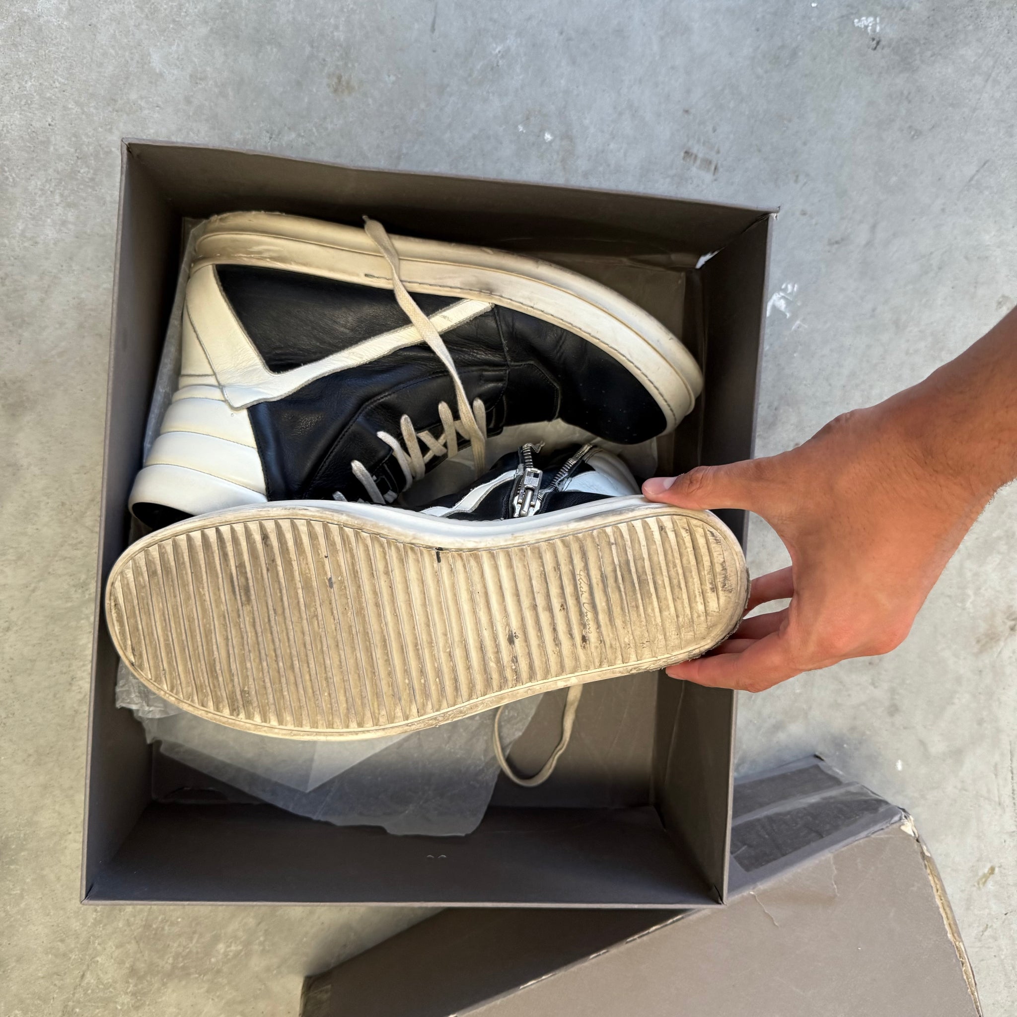 Geobaskets Box Rick Owens Geobaskets Two Tone Sneakers (EU45) – Curated by Charbel
