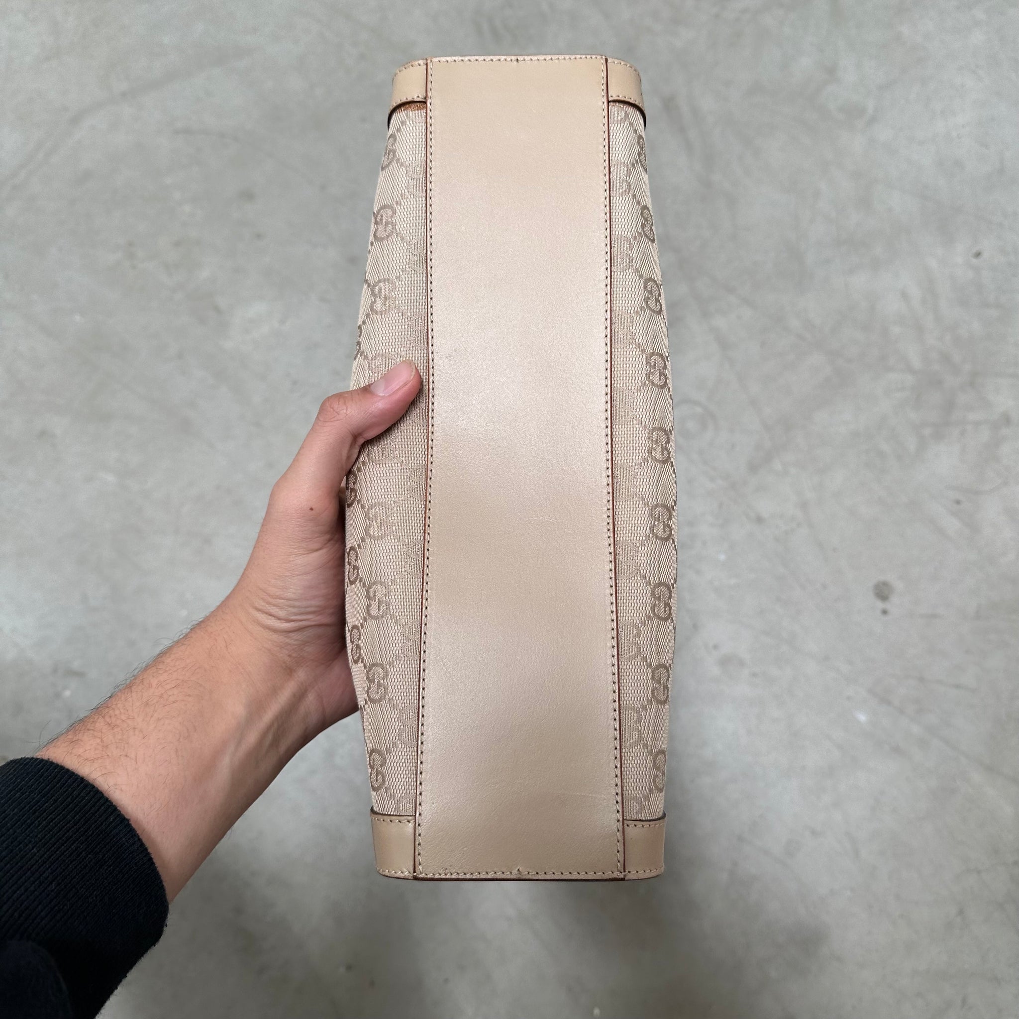 Gucci Beige GG Logo Shoulder Bag