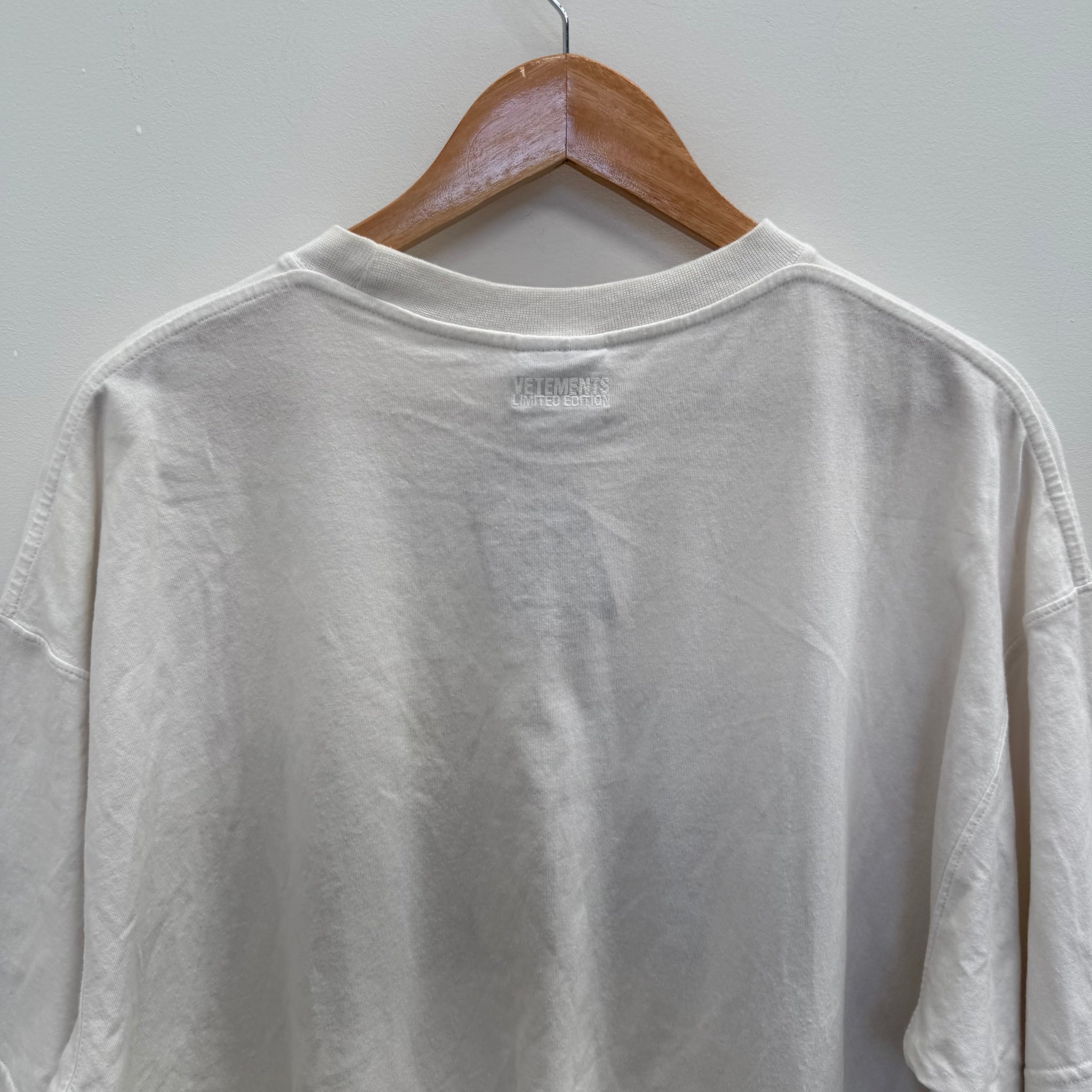 Vetements Limited Edition Logo T Shirt (fits L- XL)