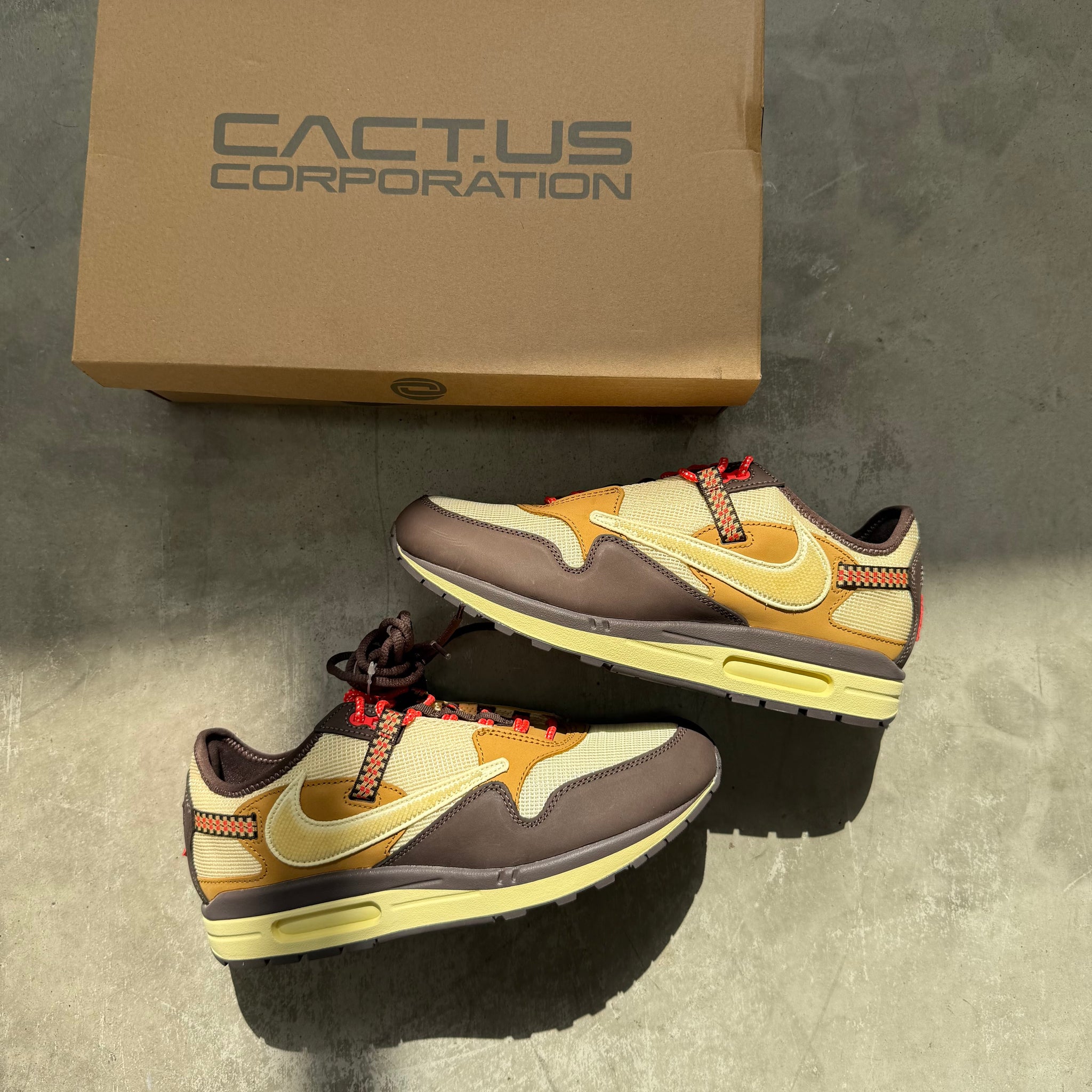 Nike Air Max 1 Travis Scott Cactus Jack Baroque Brown (US10.5)