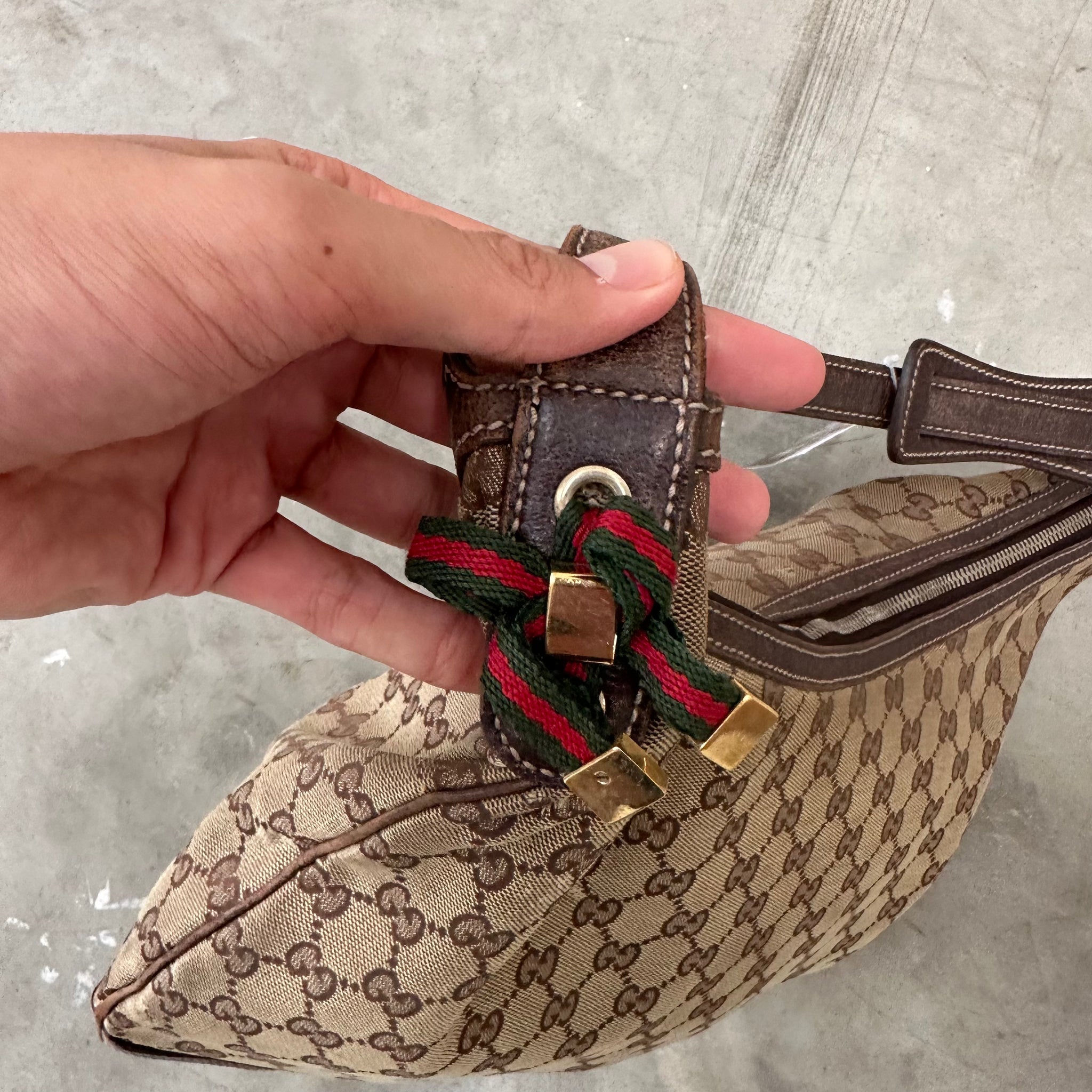 Gucci Bowtie Canvas Shoulder Bag
