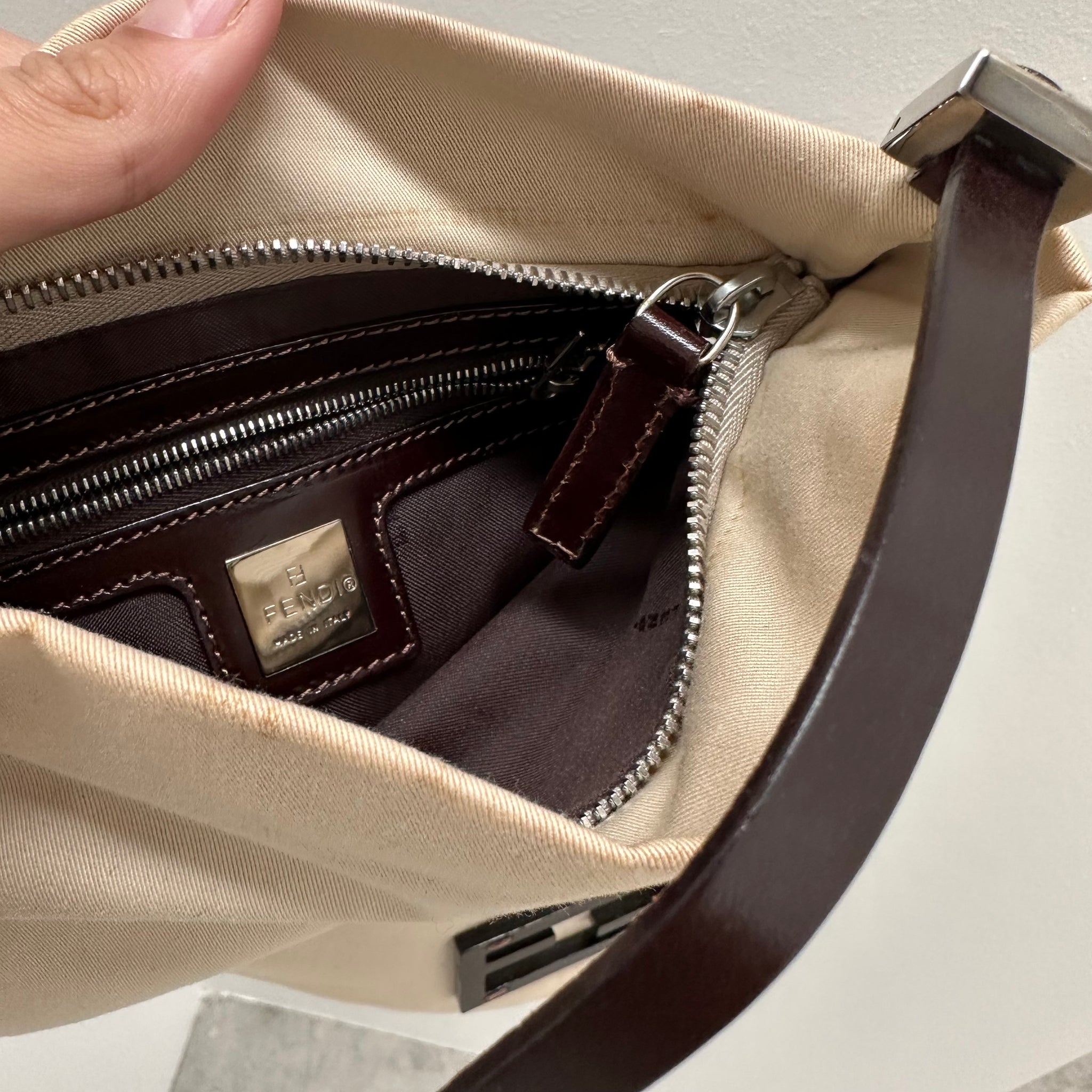 Fendi Corner Logo White Shoulder Bag