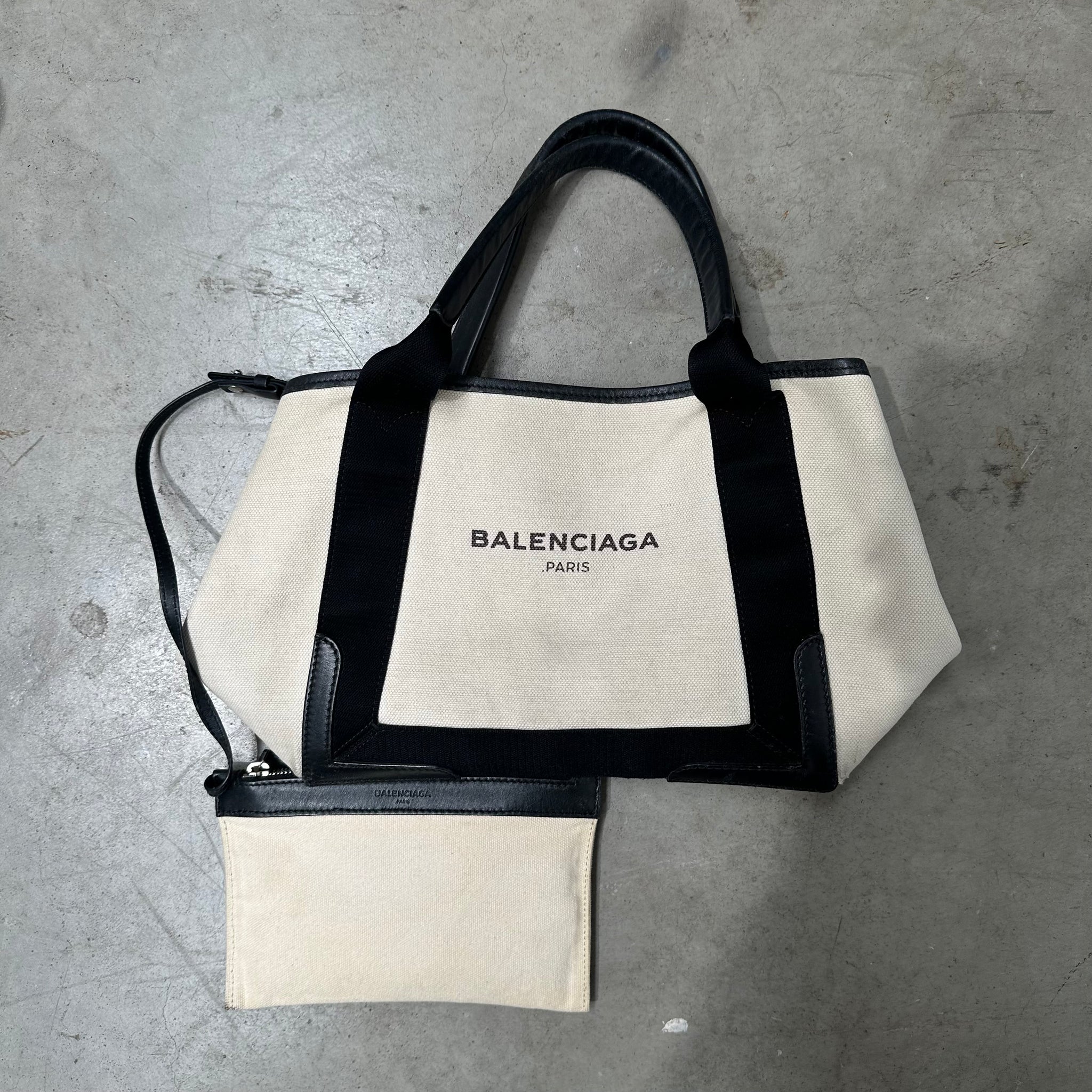 Balenciaga Cabas Tote Bag White/Black