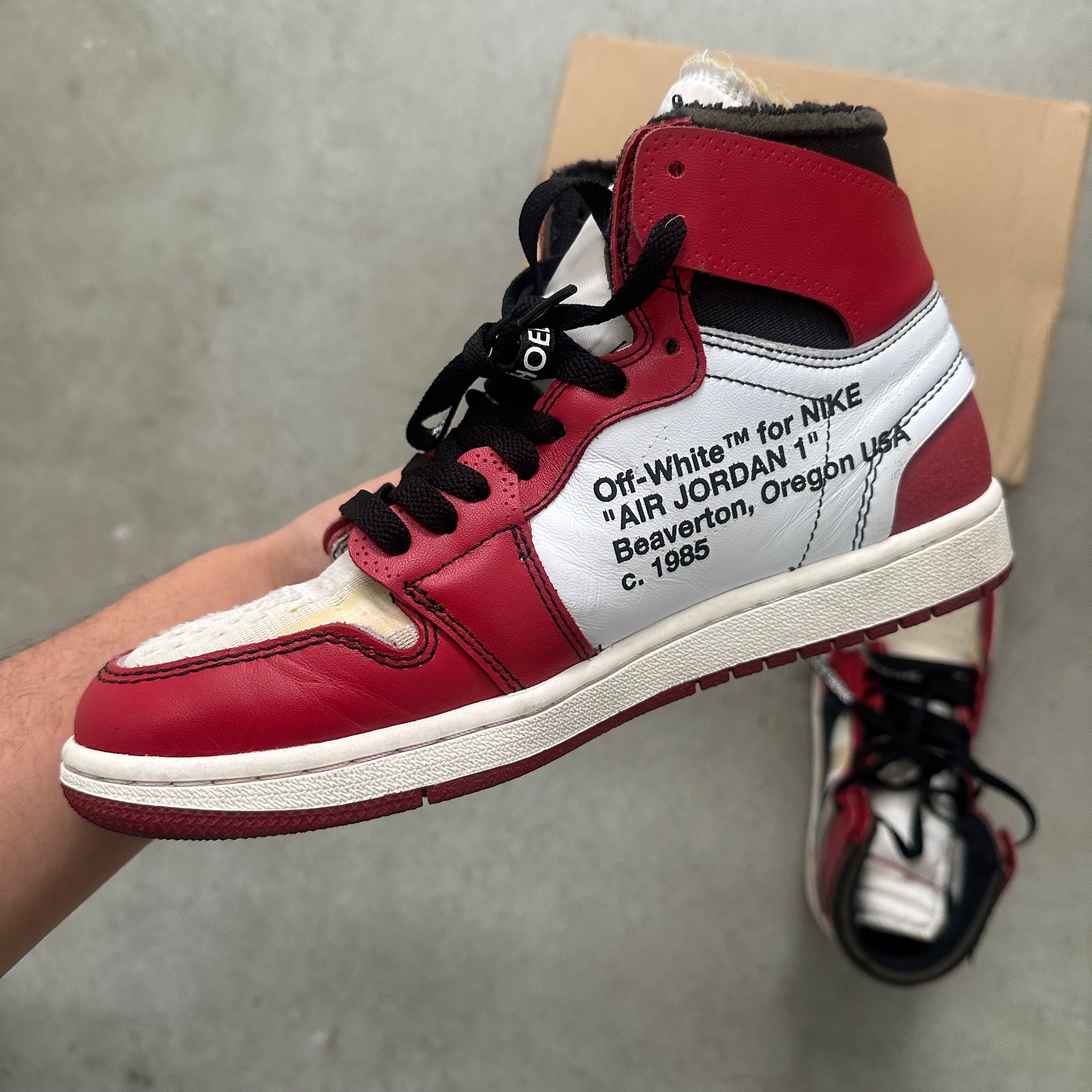 Off-White x Air Jordan 1 Retro High OG 'Chicago' US8
