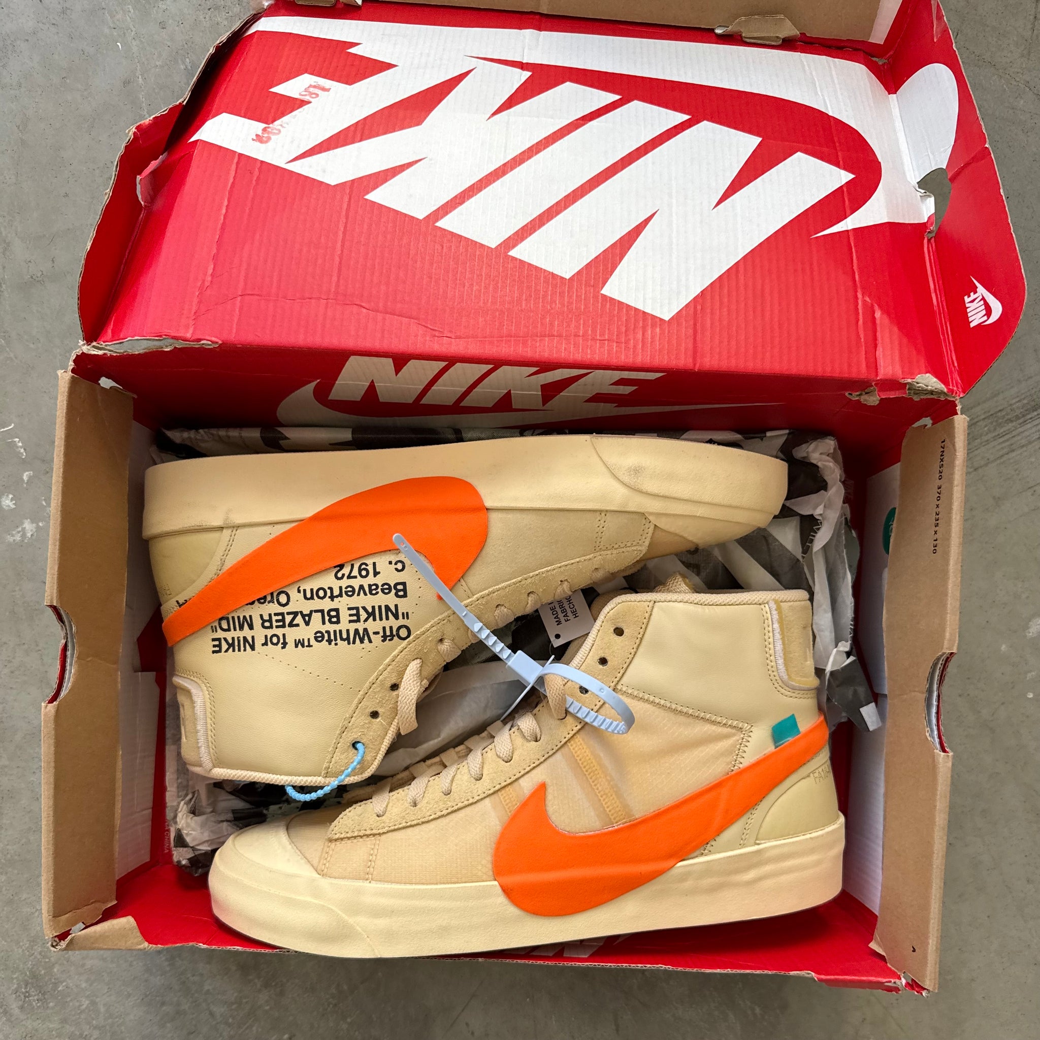 Nike Blazer Mid Off-White All Hallow's Eve (US11.5)