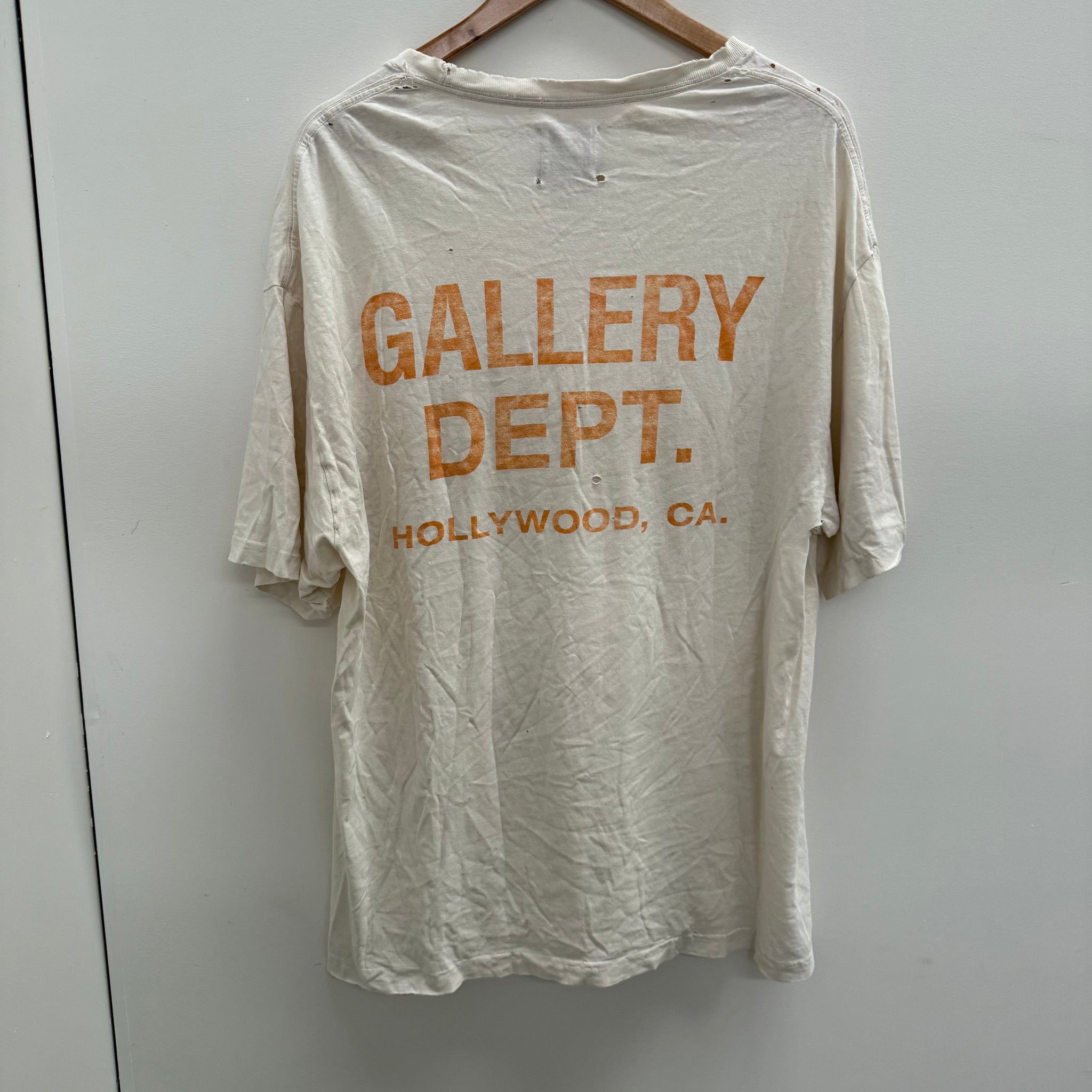 Gallery Dept. Black and Orange Logo Cream T Shirt (Size L)