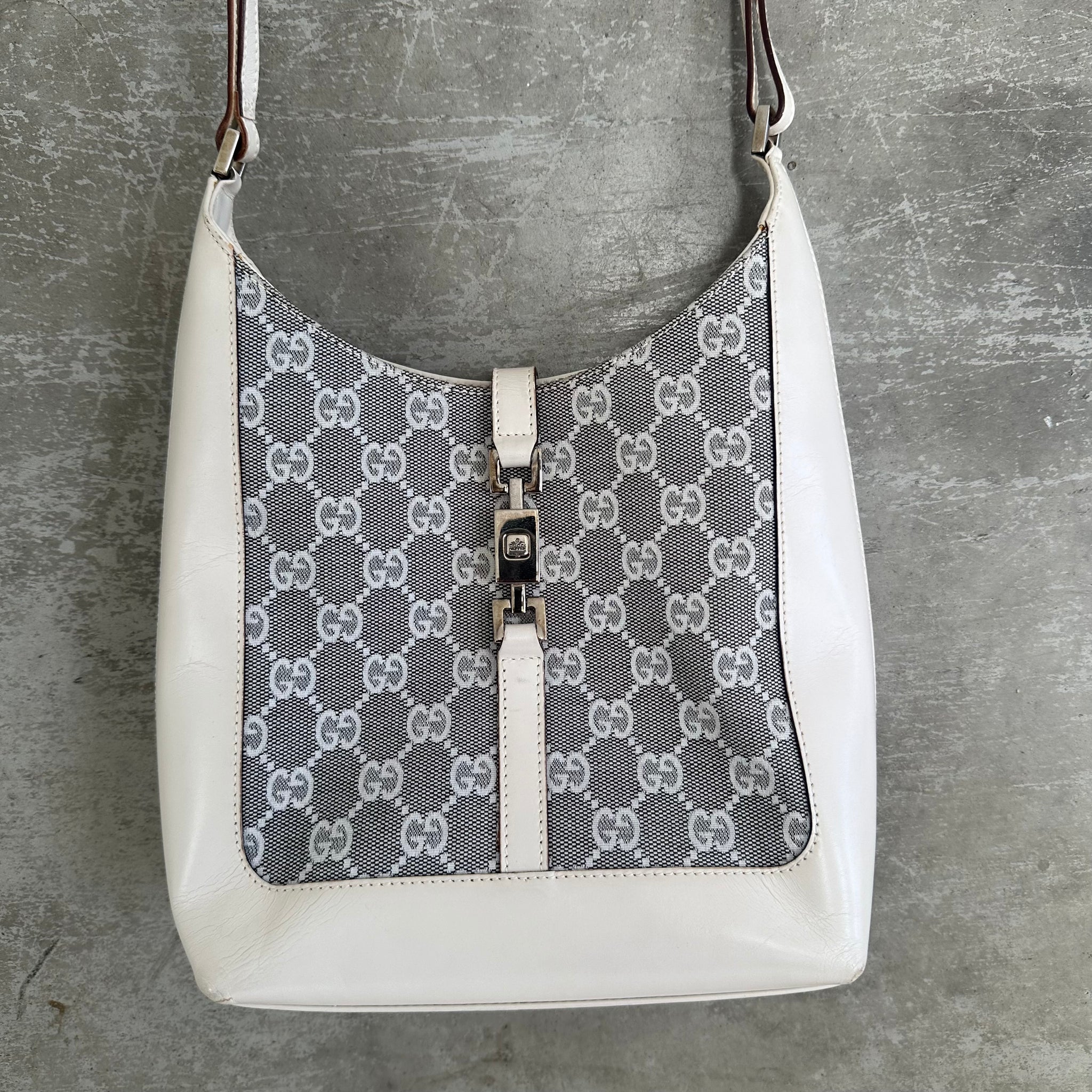 Gucci GG Canvas Jackie Shoulder Bag Silver/White