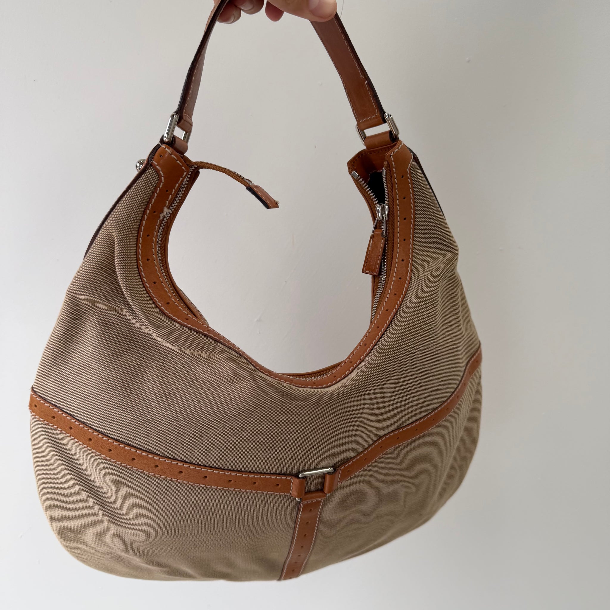 Gucci Interlocking Leather Striped Shoulder Bag