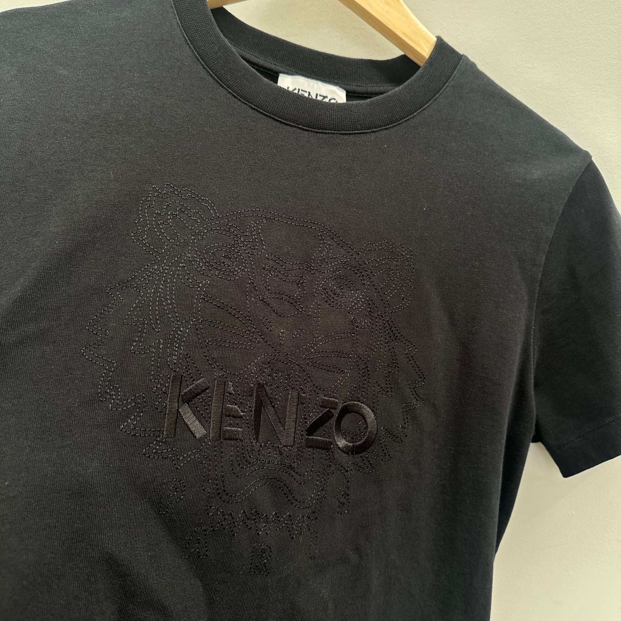 Kenzo Black Tiger Logo Tshirt (Size S)