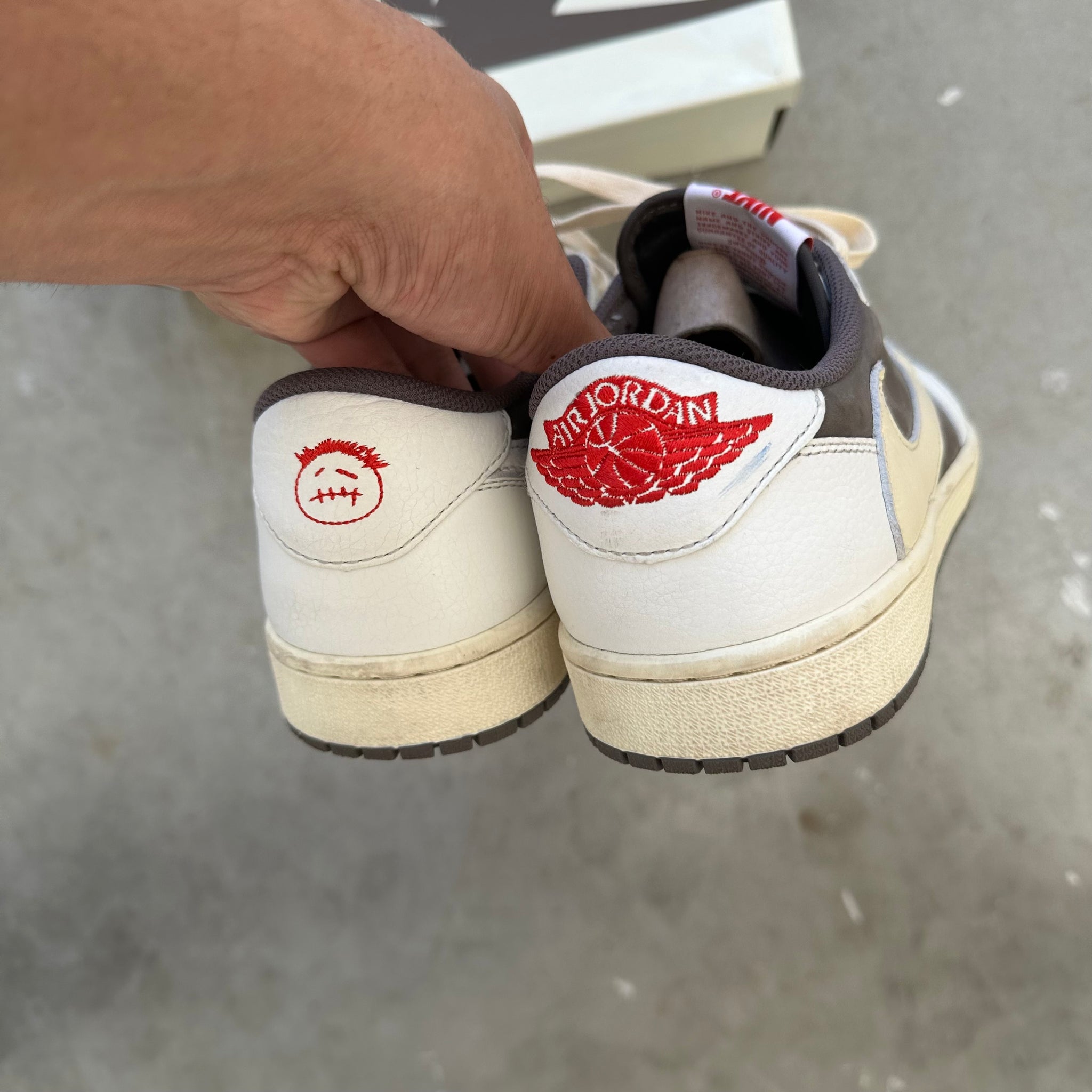 Nike Jordan 1 Retro Low Travis Scott Reverse Mocha US10