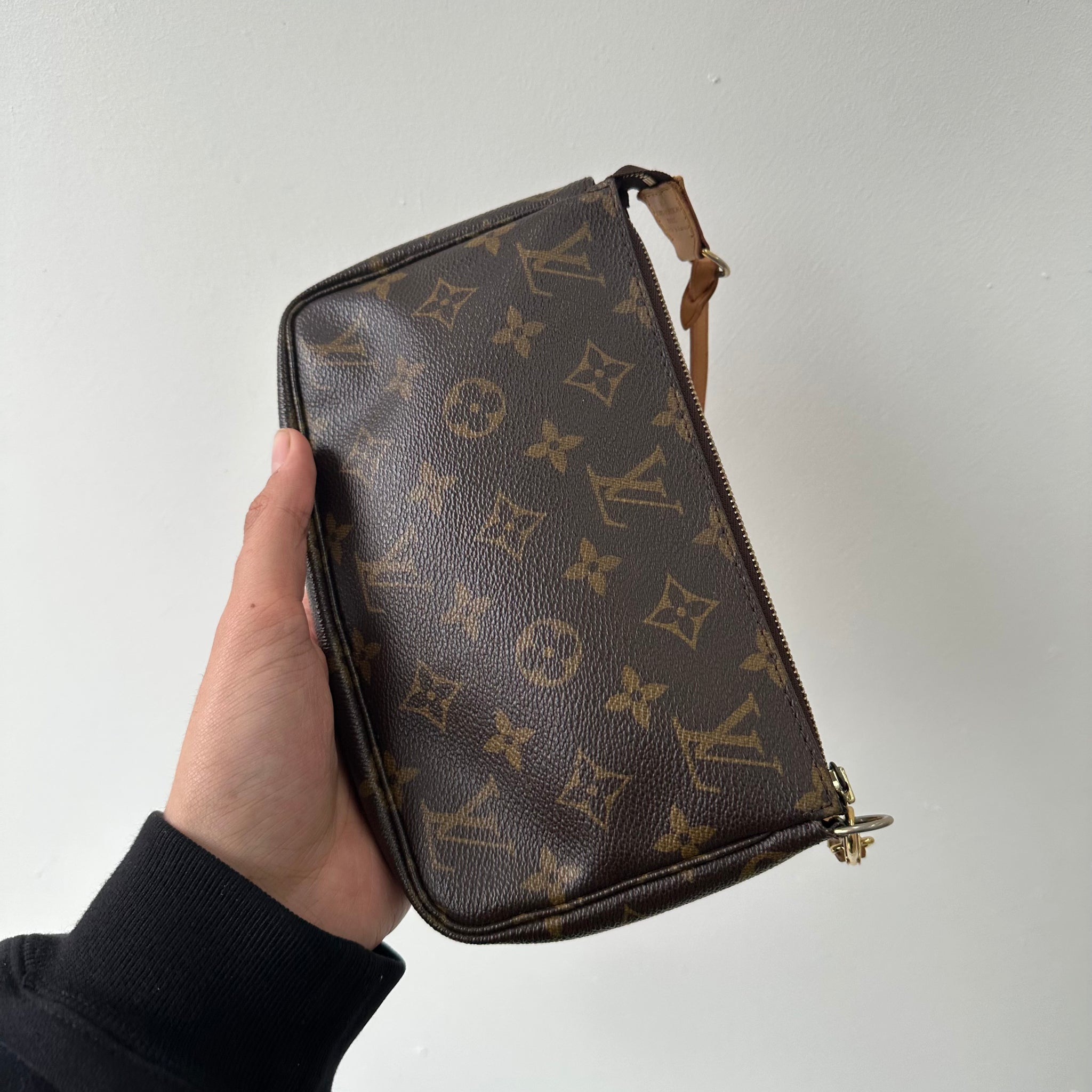 Louis Vuitton Monogram Pochette Bag