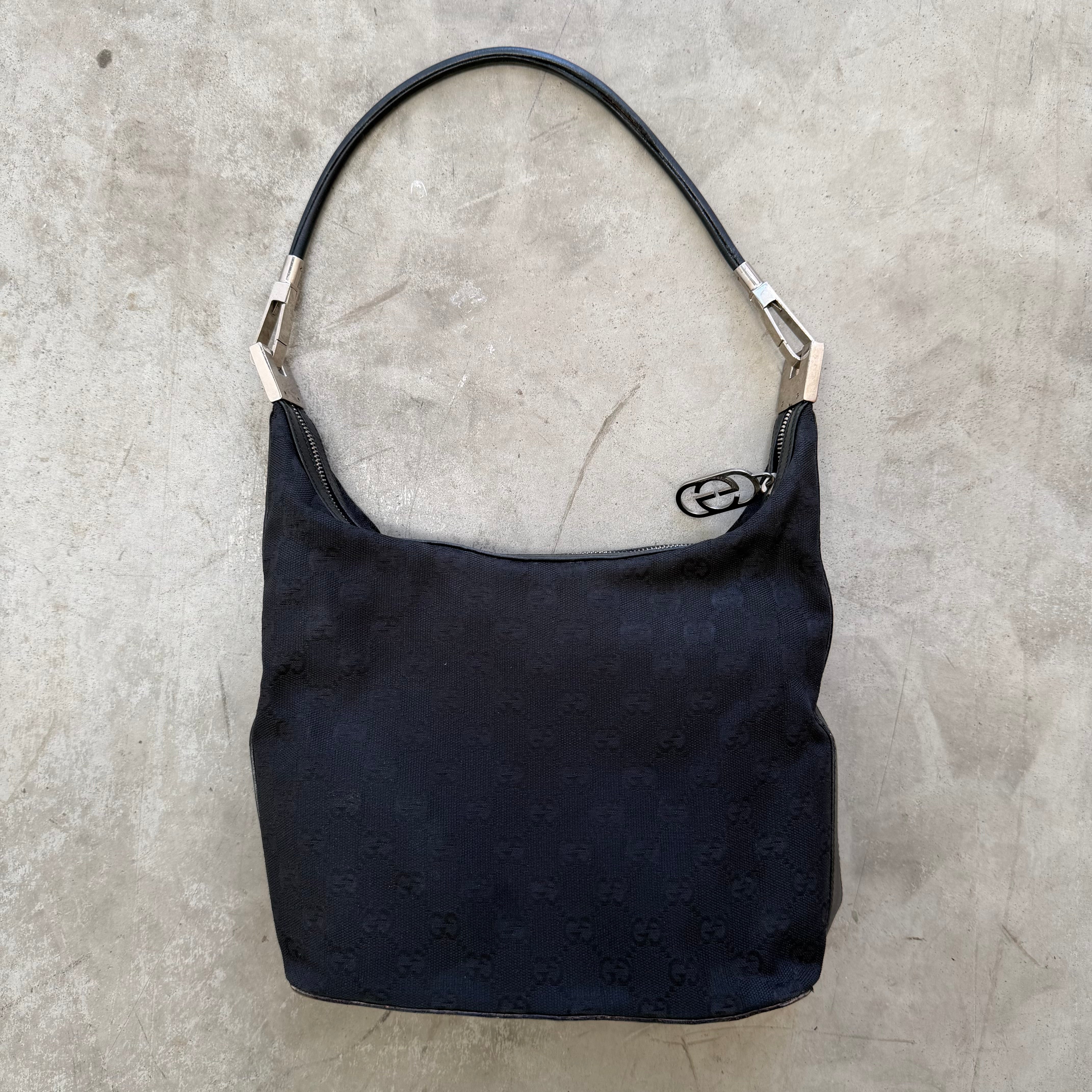 Gucci Nylon GG Print Hobo Shoulder Bag Black – Curated by Charbel