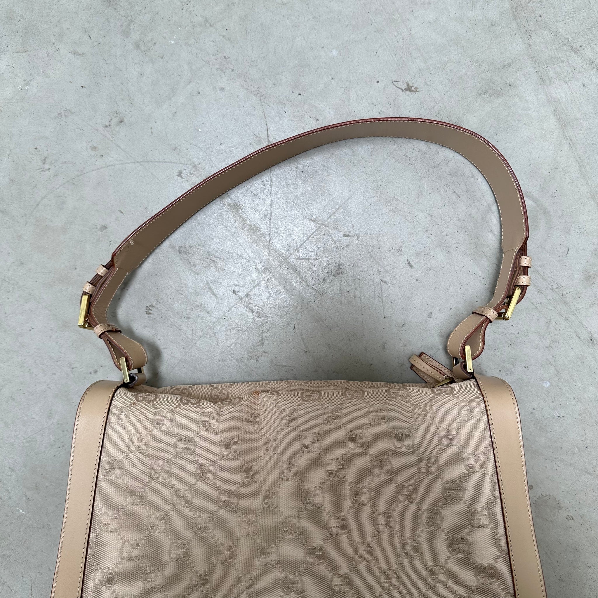 Gucci Beige GG Logo Shoulder Bag
