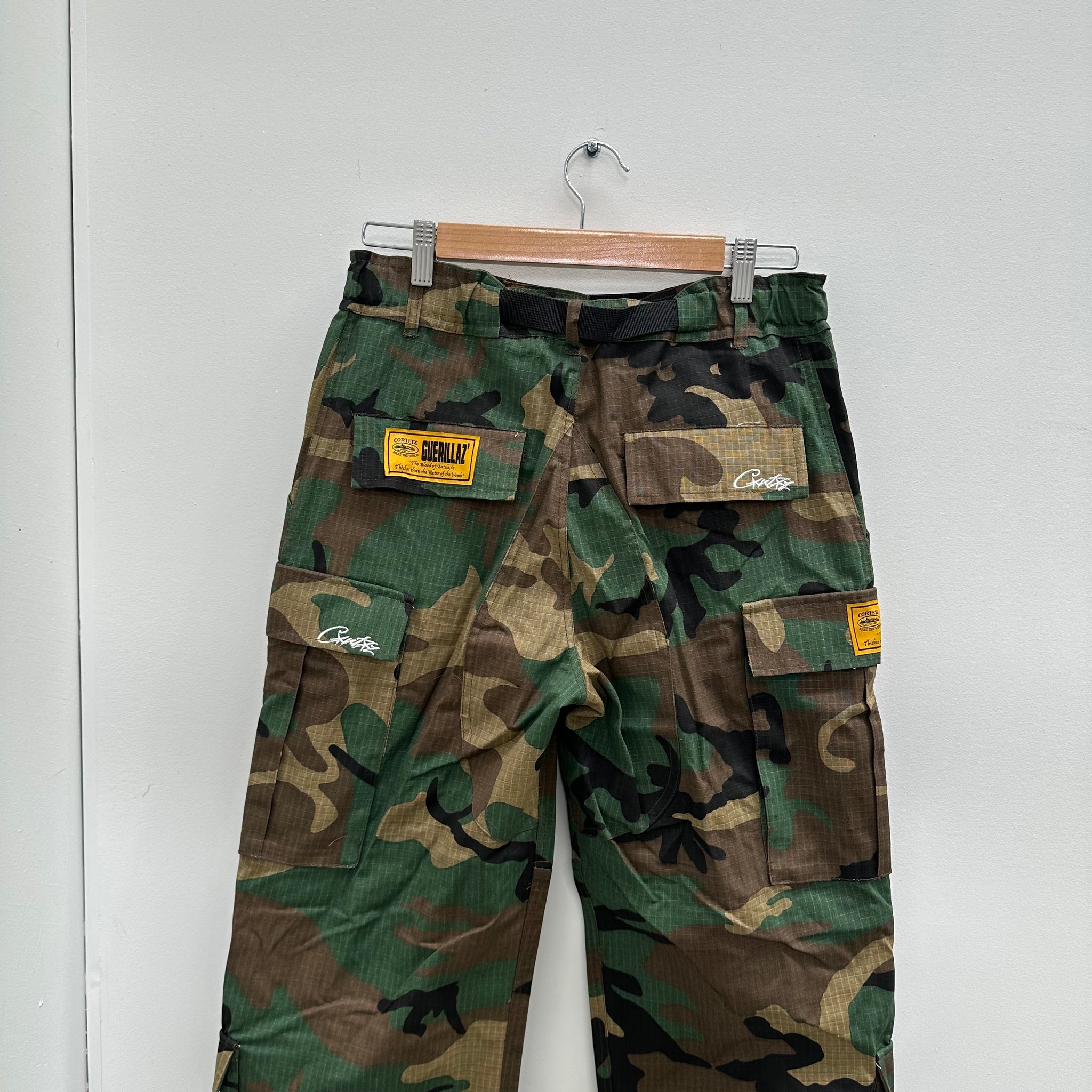 Corteiz Guerillaz Cargo Pants Camo (Size S)