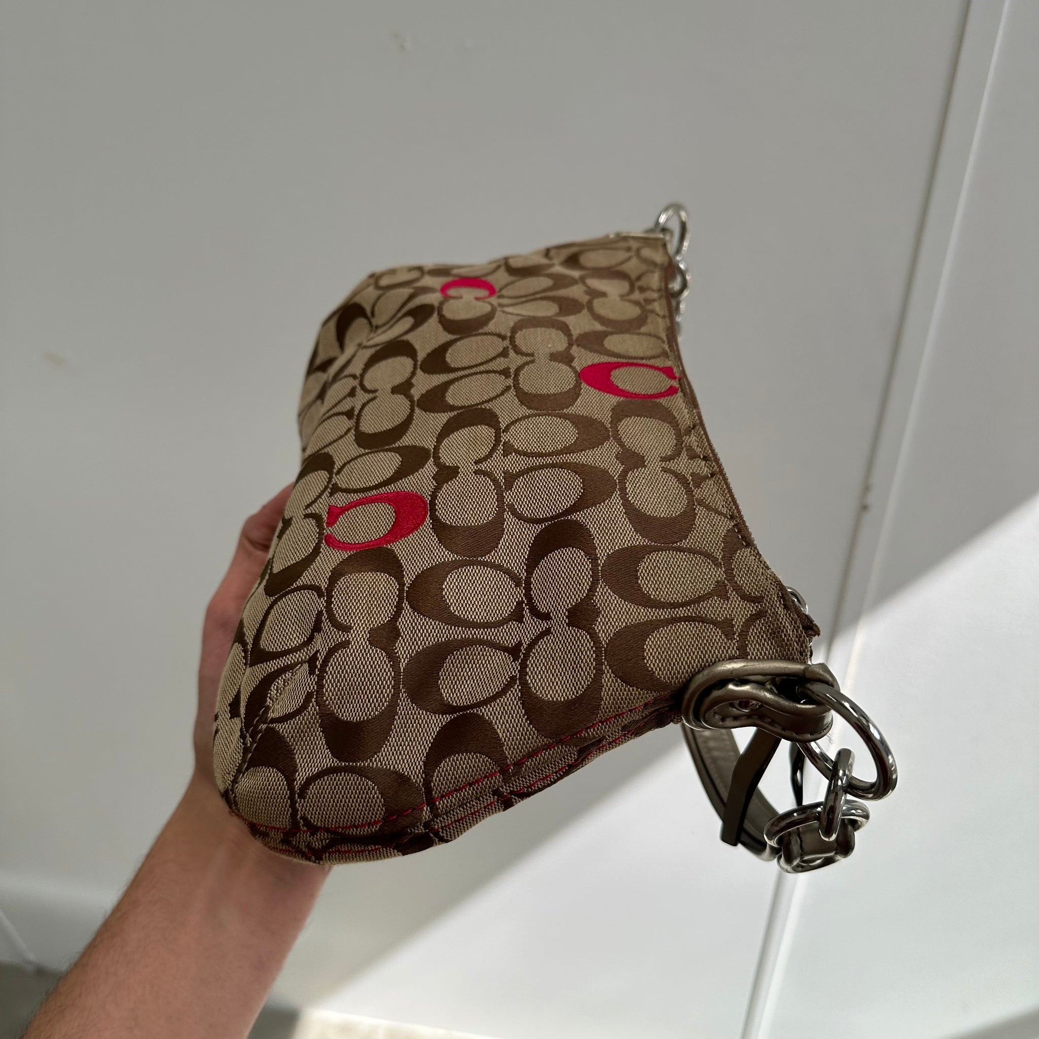 Coach Embroidered Signature Hand Bag Beige/Red