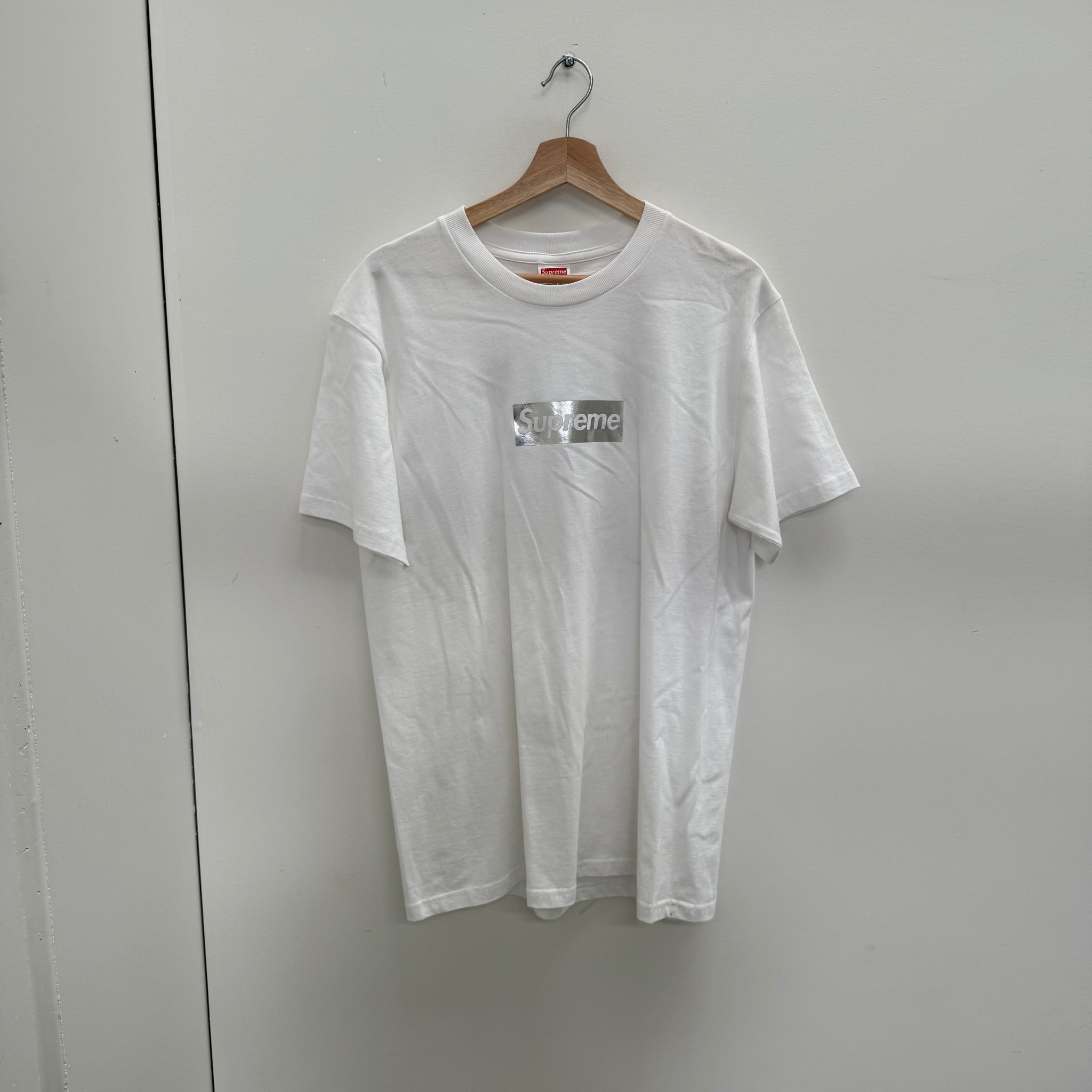 Supreme Chicago Box Logo T Shirt White (Size M)