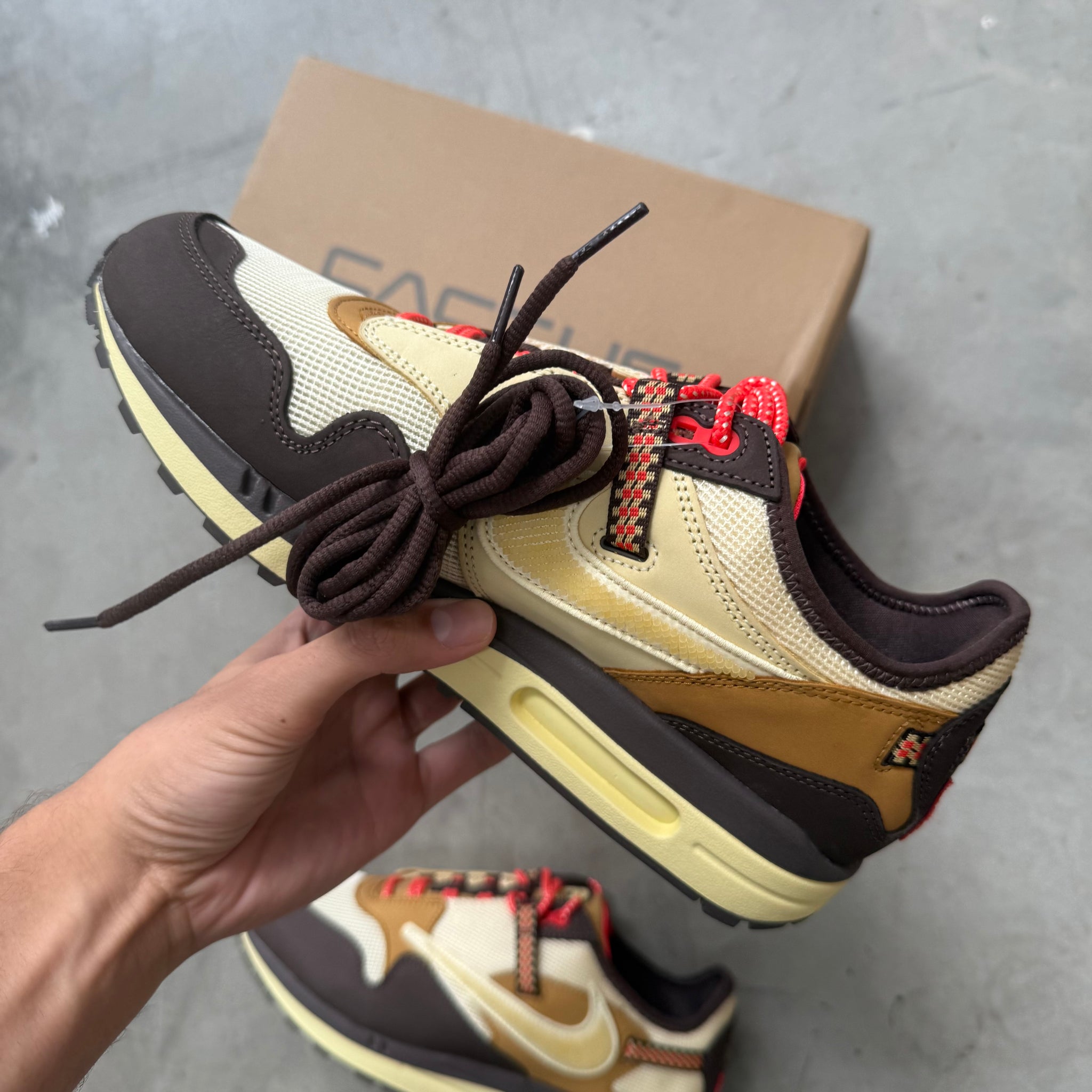 Nike Air Max 1 Travis Scott Cactus Jack Baroque Brown (US10.5)