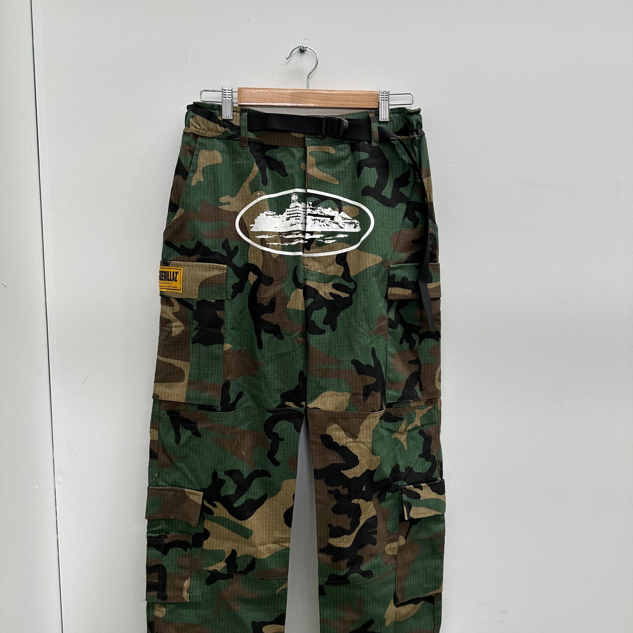 Corteiz Guerillaz Cargo Pants Camo (Size S)