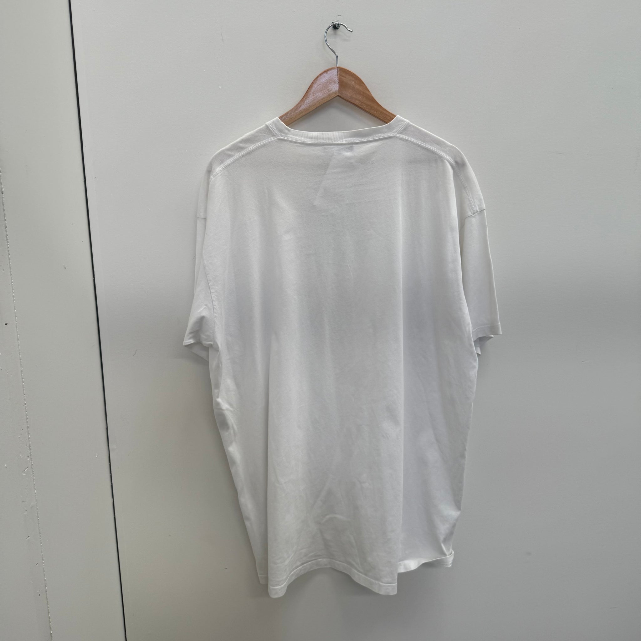 Balenciaga Mode White T Shirt (fits L-XL)