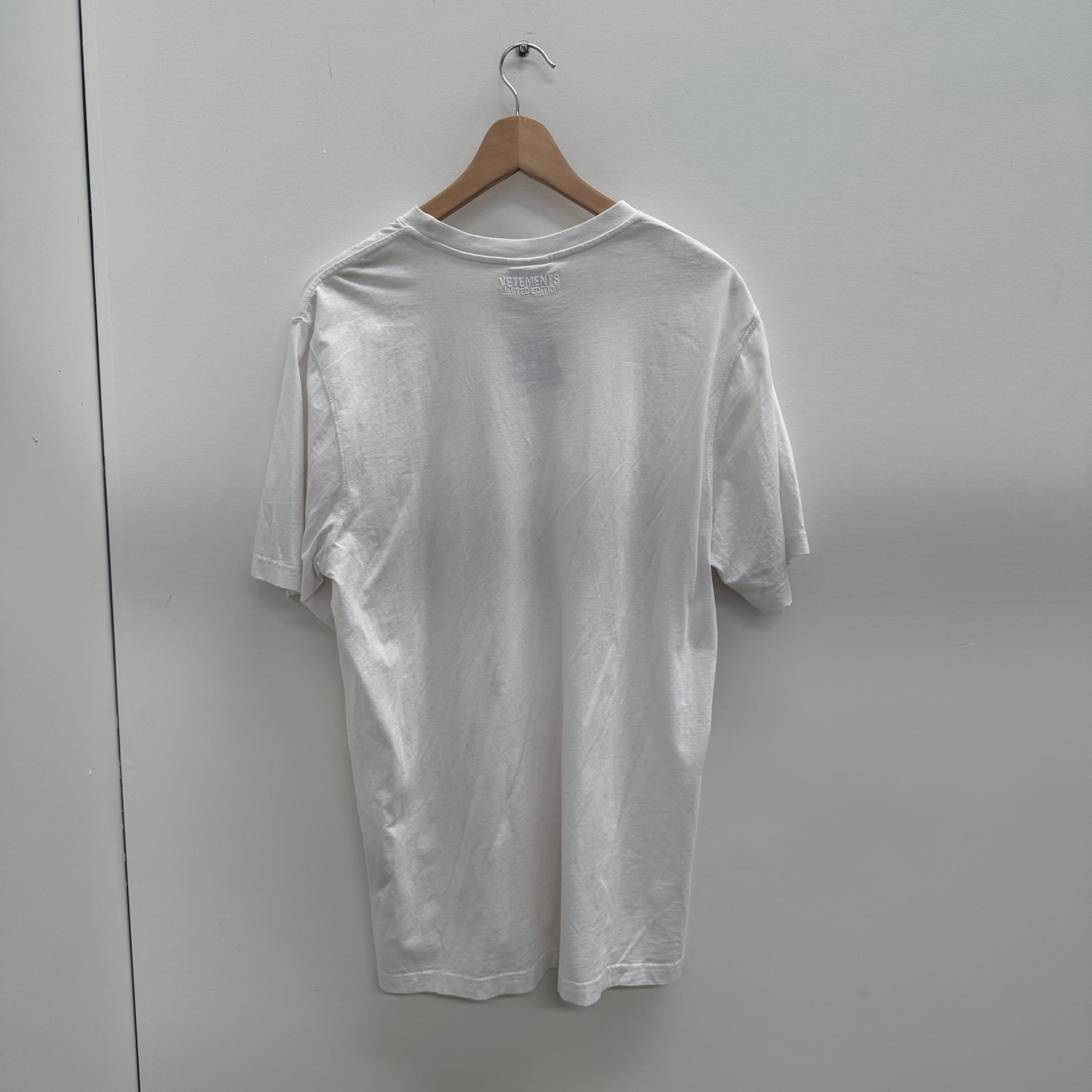 Vetements AW19 "Love Is" Logo T Shirt (Size L)
