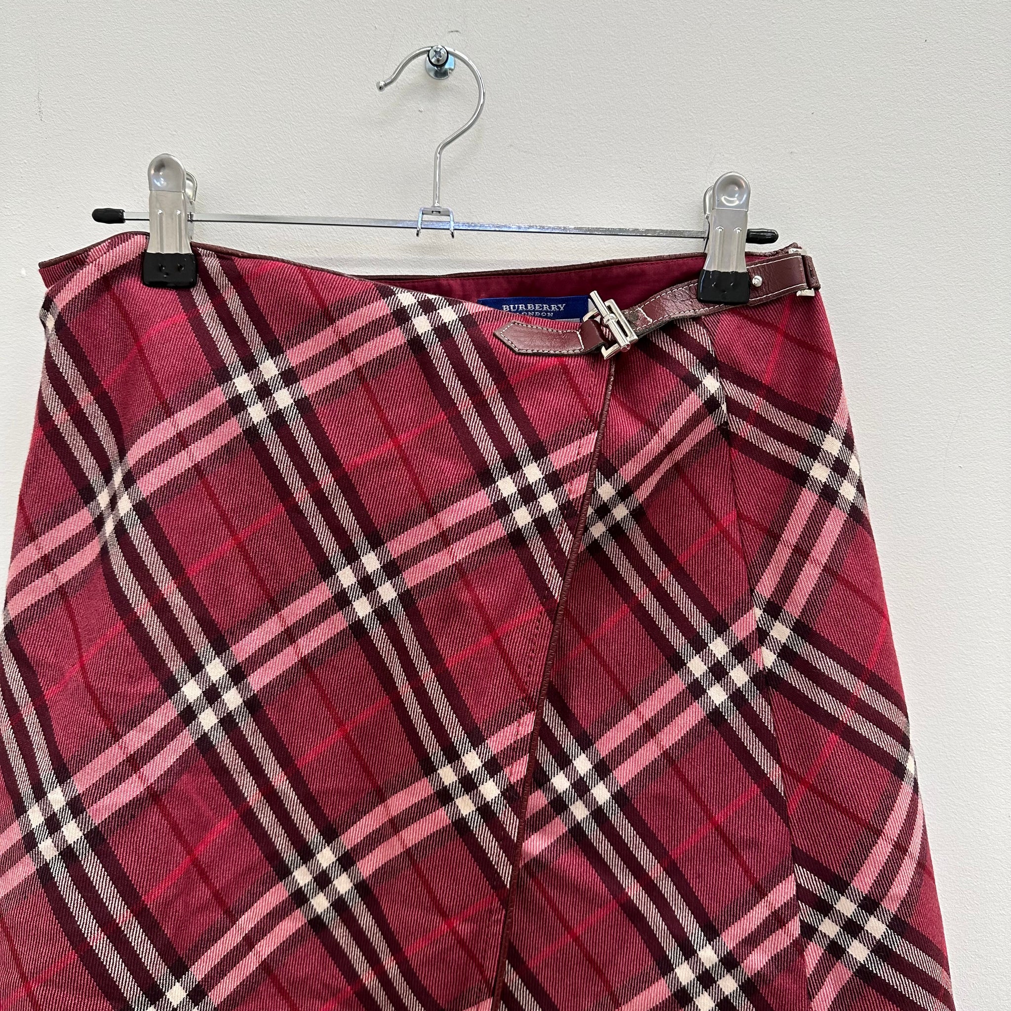 Burberry Vintage Check Red Print Skirt