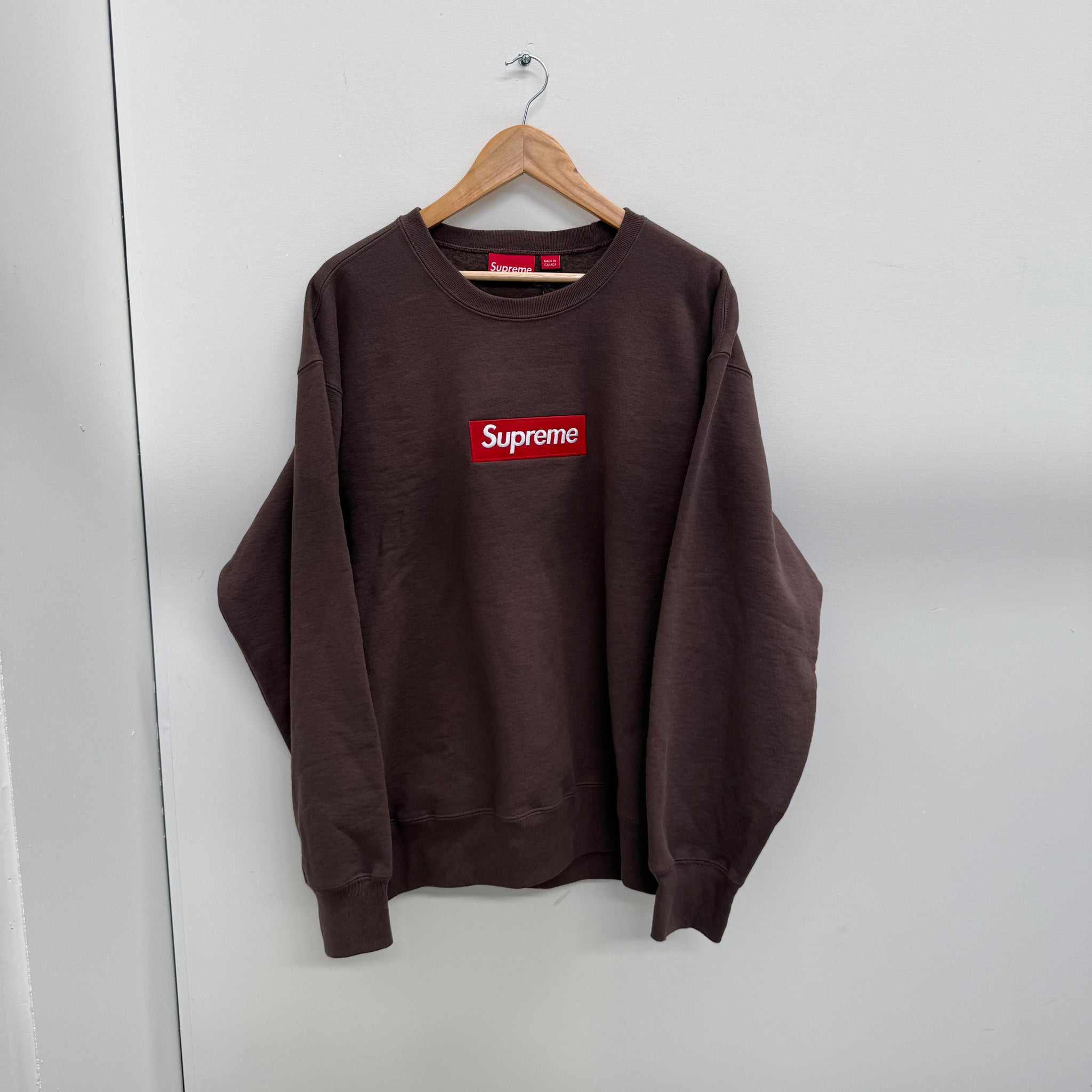 Supreme FW22 Box Logo Crewneck Brown (Size XL)