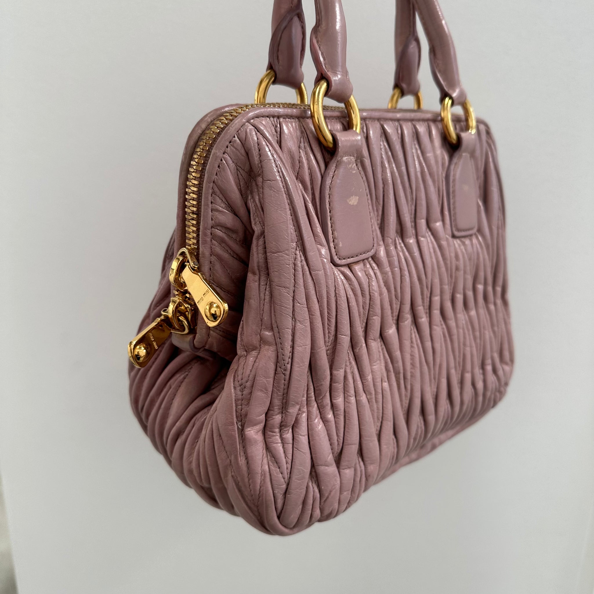Miu Miu Wrinkle Hand Bag Leather Pink