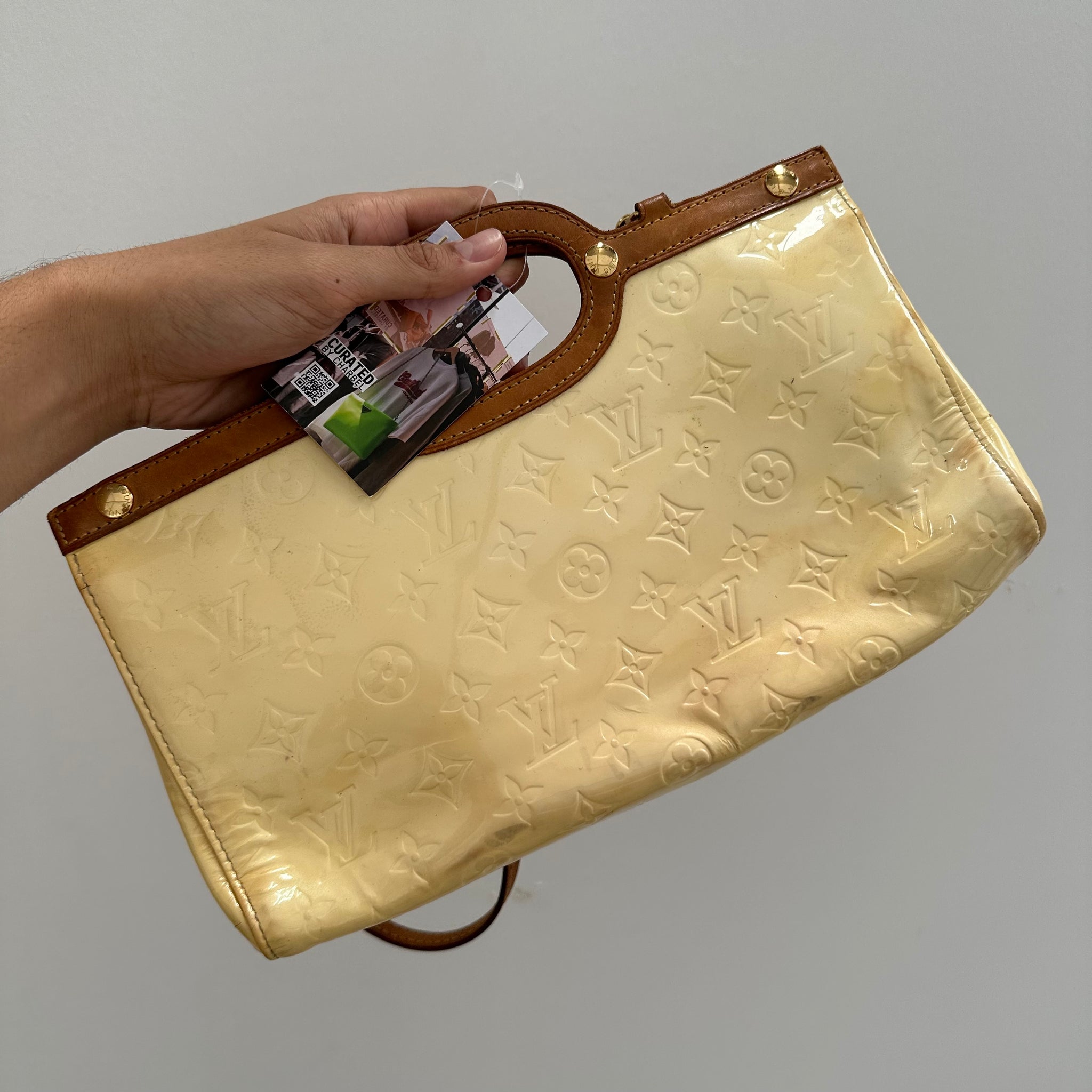 Louis Vuitton Cream Monogram Vernis Roxbury Drive Bag with Strap
