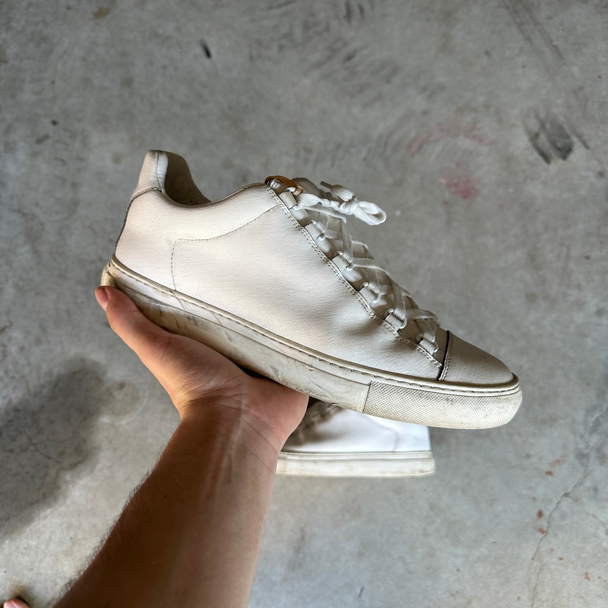 Balenciaga Arena Low White Canvas (EU 41 / US8)