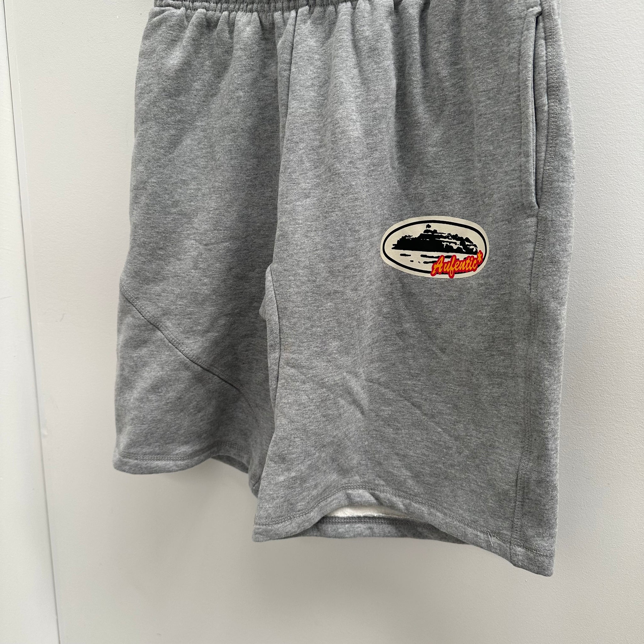 Corteiz Aufentic Shorts Grey (Size XL)