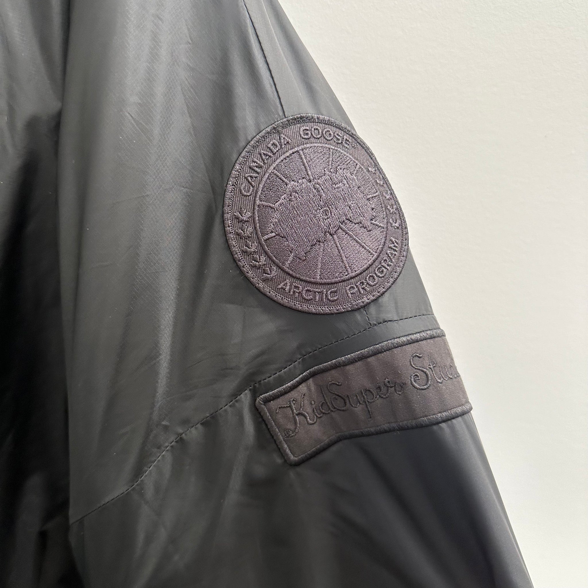 Canada Goose Kid Super Reversible Preferable Green Jacket (fits M-L)