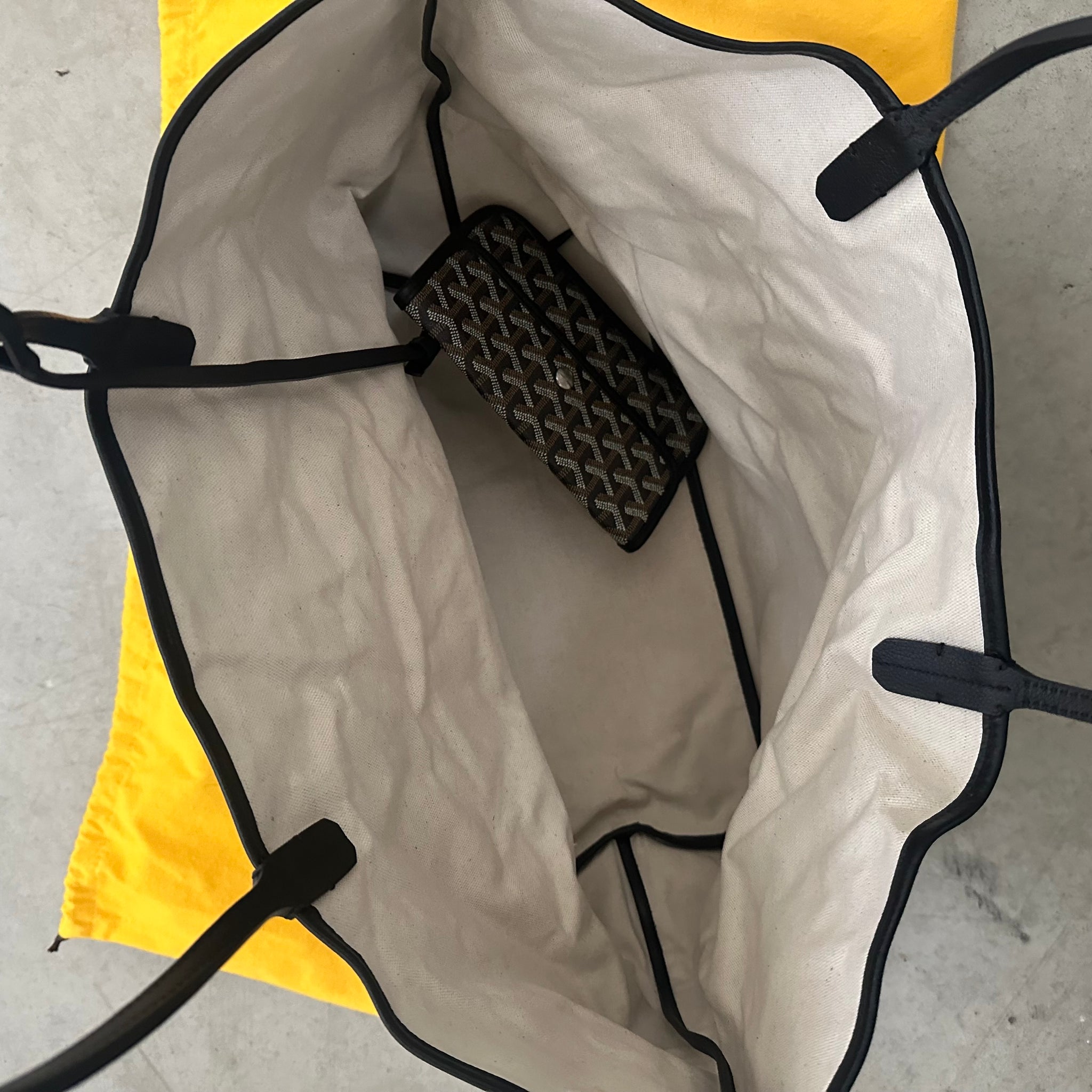 Goyard Saint Louis Tote PM Black