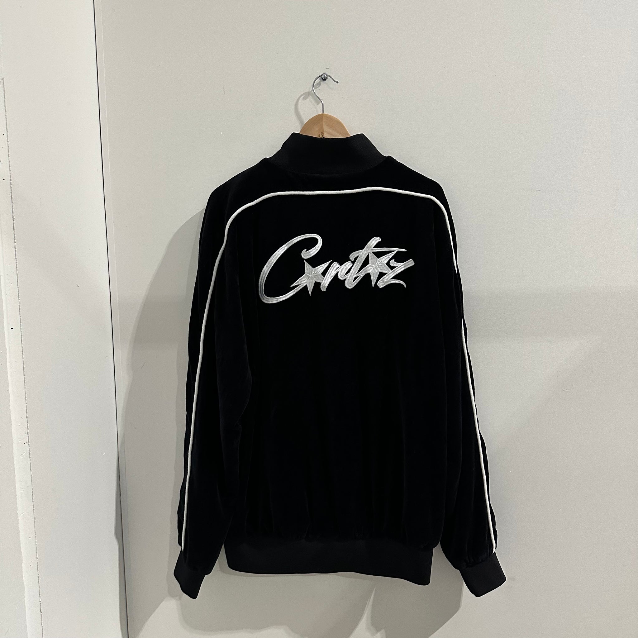 Corteiz VVS Velour Jacket Black (Size XL)