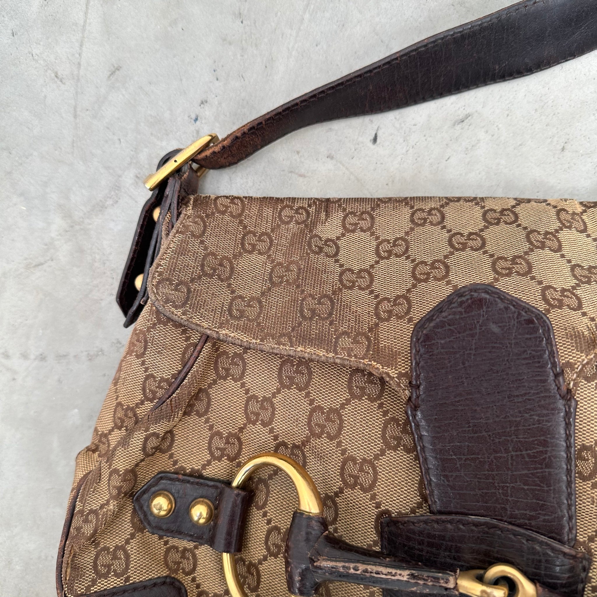 Gucci GG Horsebit Beige Shoulder Bag