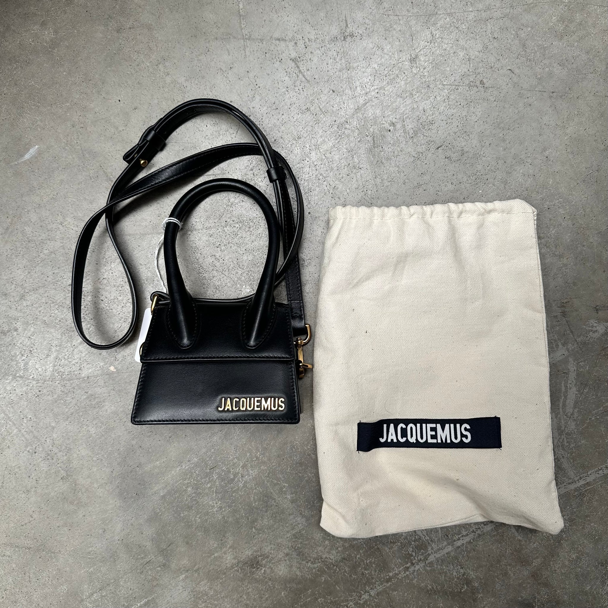 Jacquemus Le Chiquito Moyen Mini Leather Bag