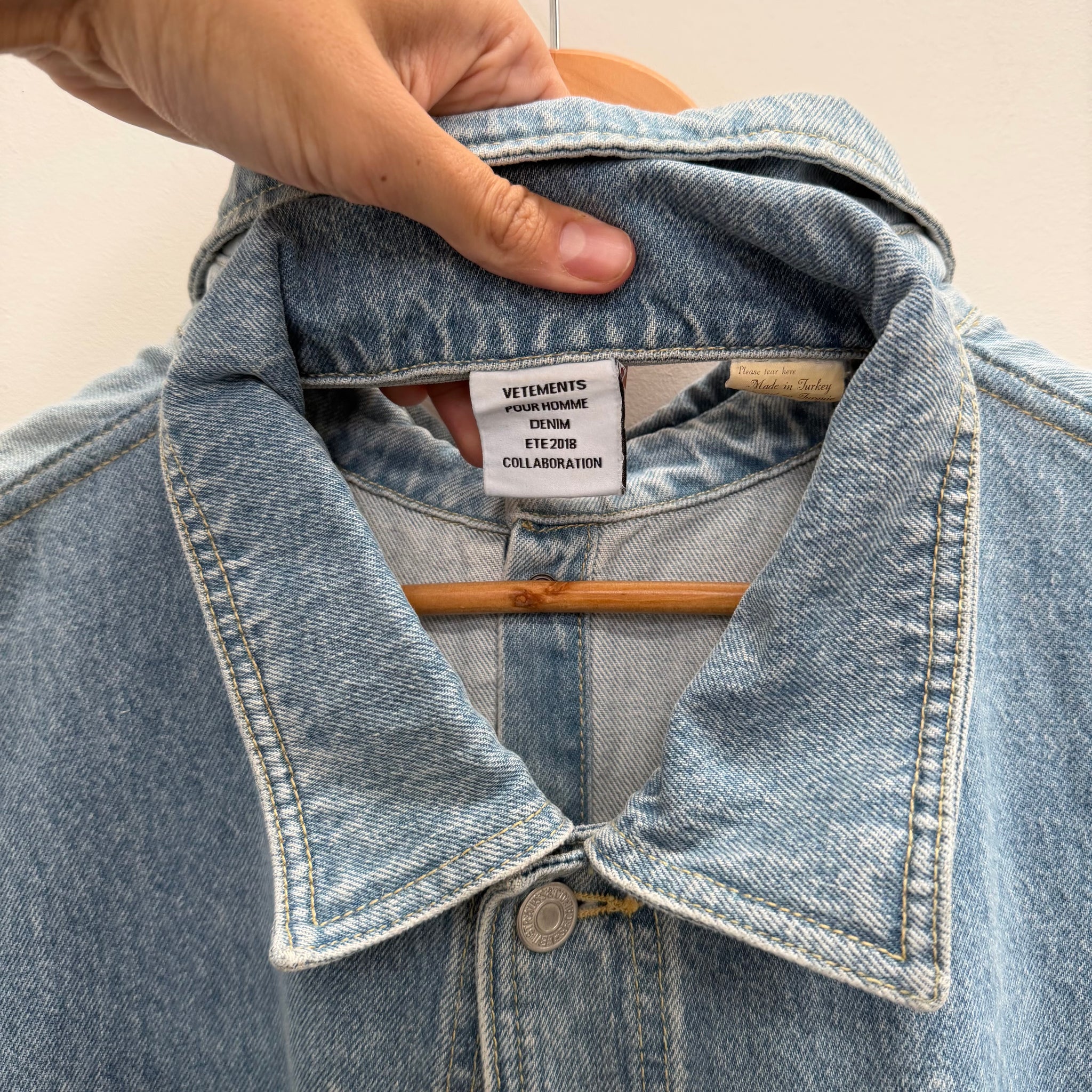 Vetements x Levi Denim 2Way Jacket (Fits L-XL)