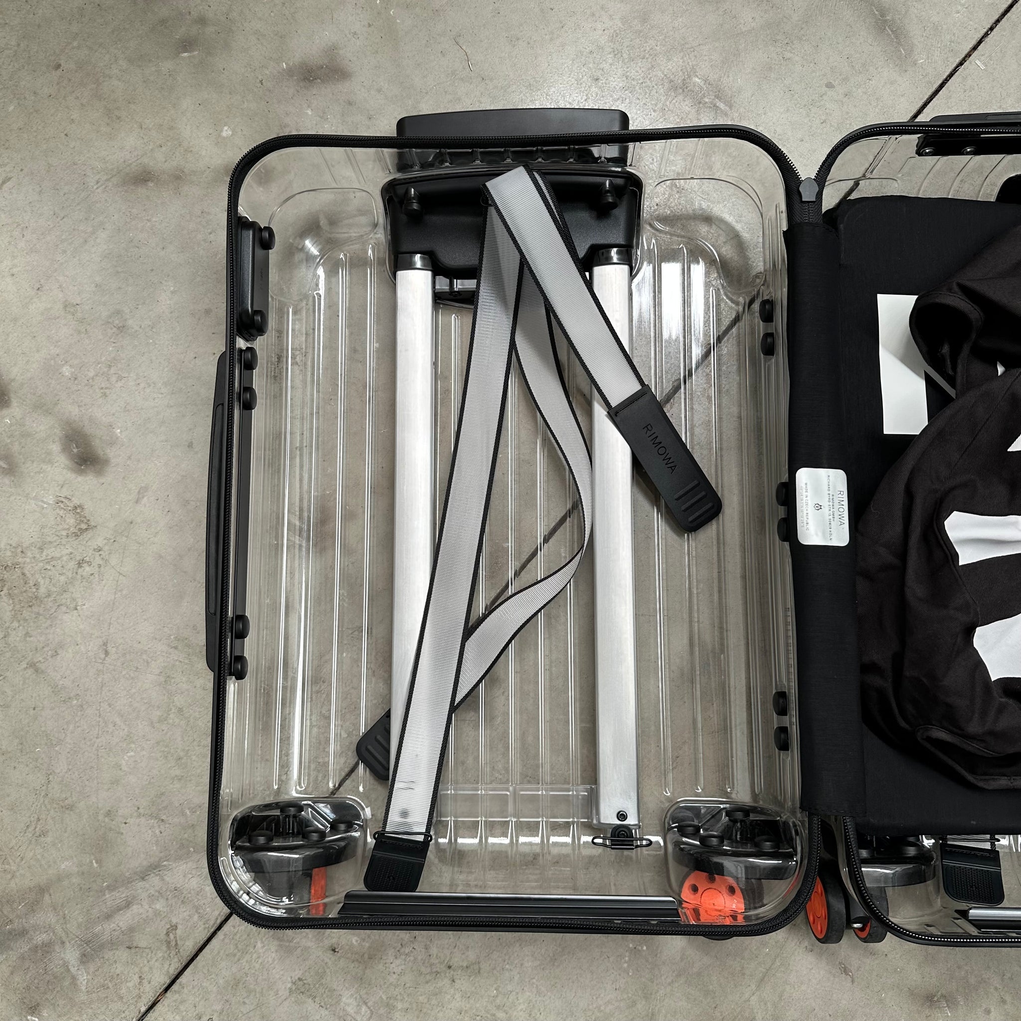 Off-White Rimowa See Through Black 36L Case