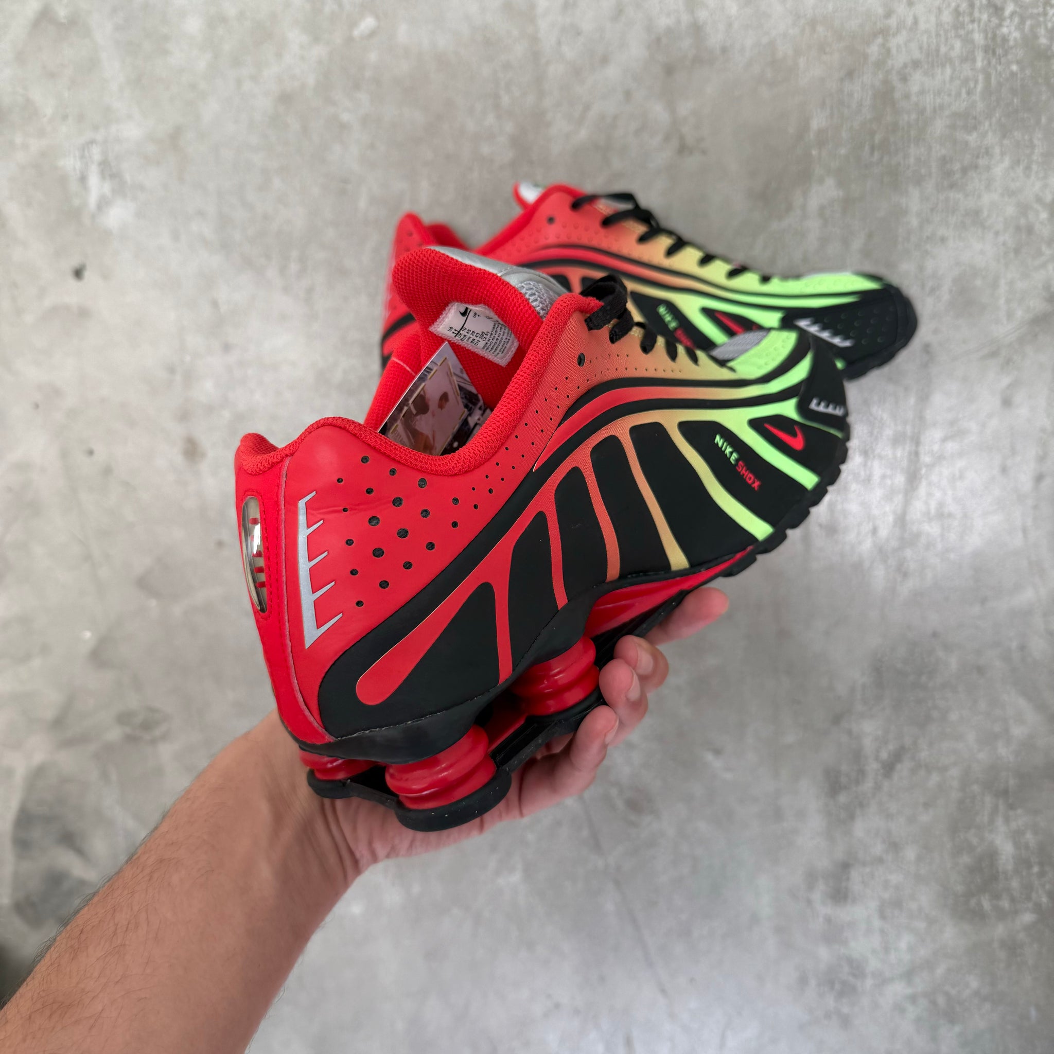 Nike Shox R4 Neymar Jr 'São Paulo Markets' US11