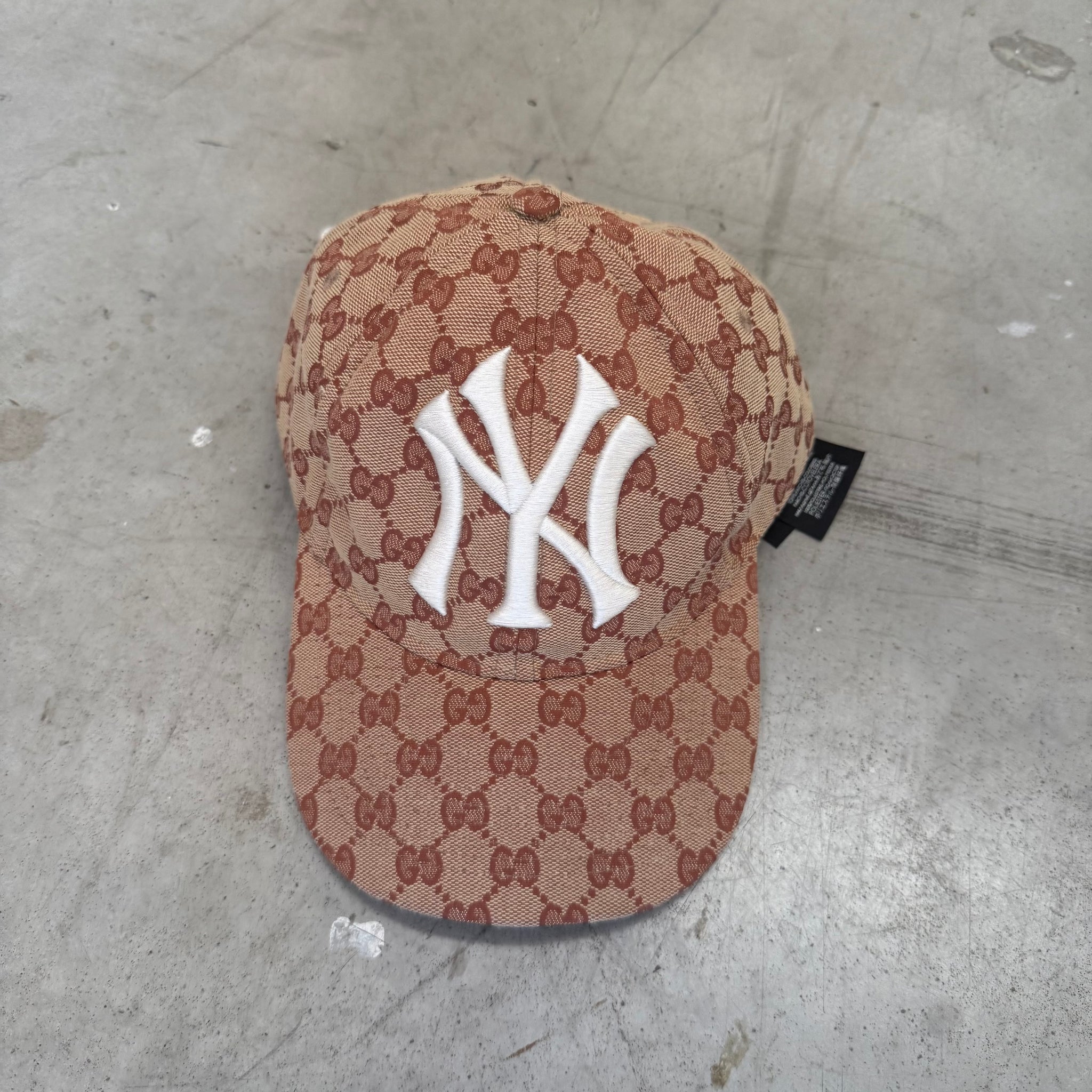 Gucci NY Yankees Logo GG Cap