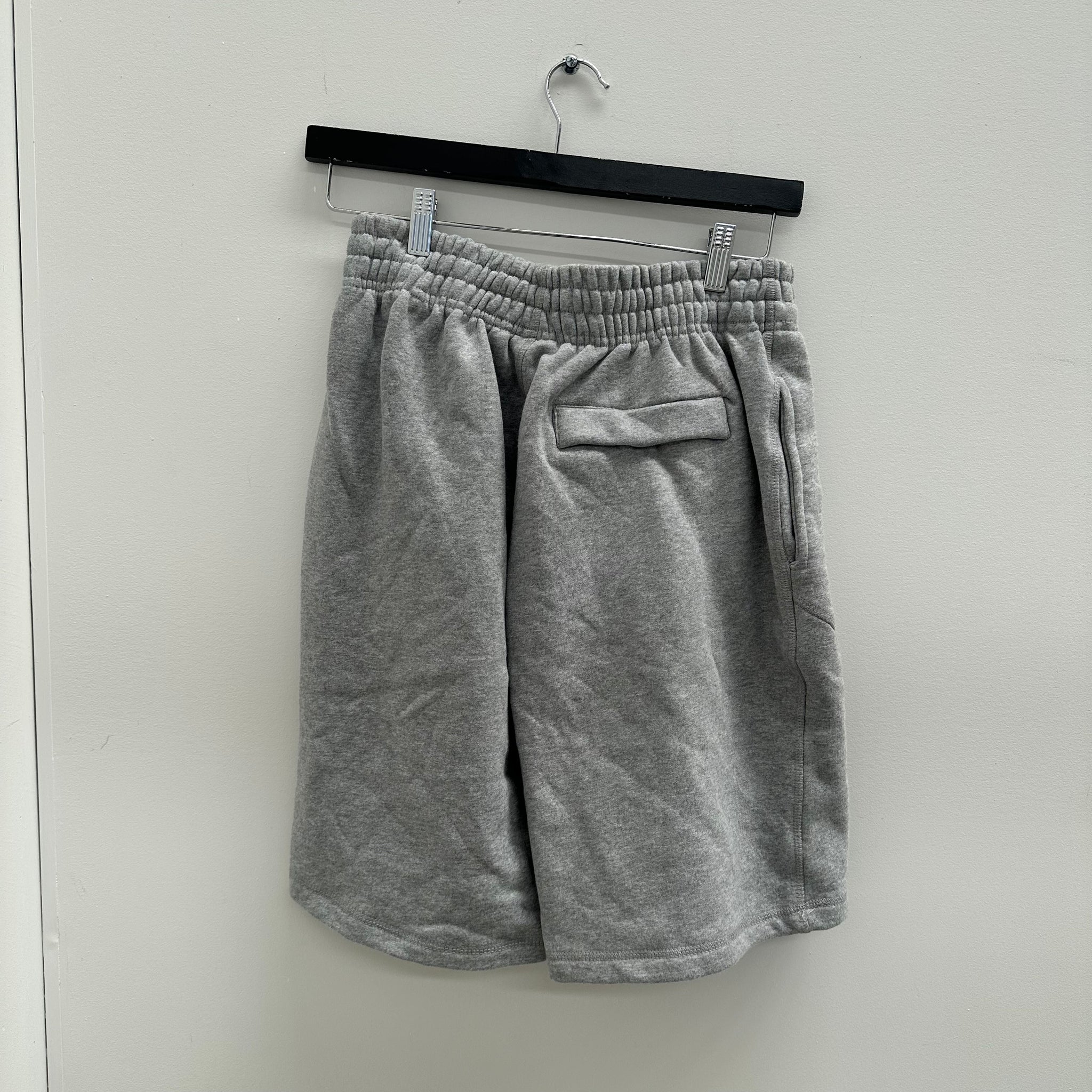 Corteiz Aufentic Shorts Grey (Size XL)