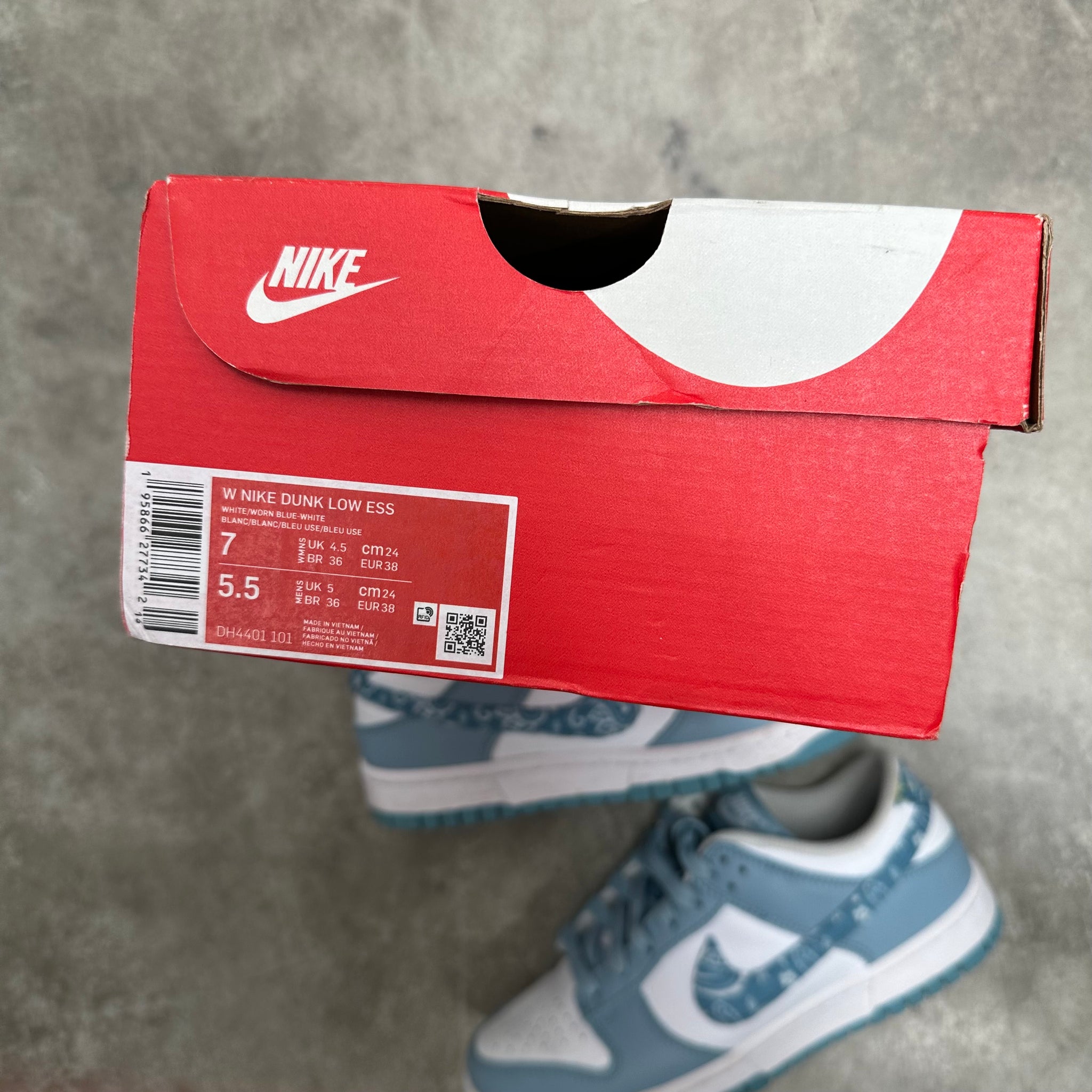 Nike Dunk Low "Blue Paisley" US7 W