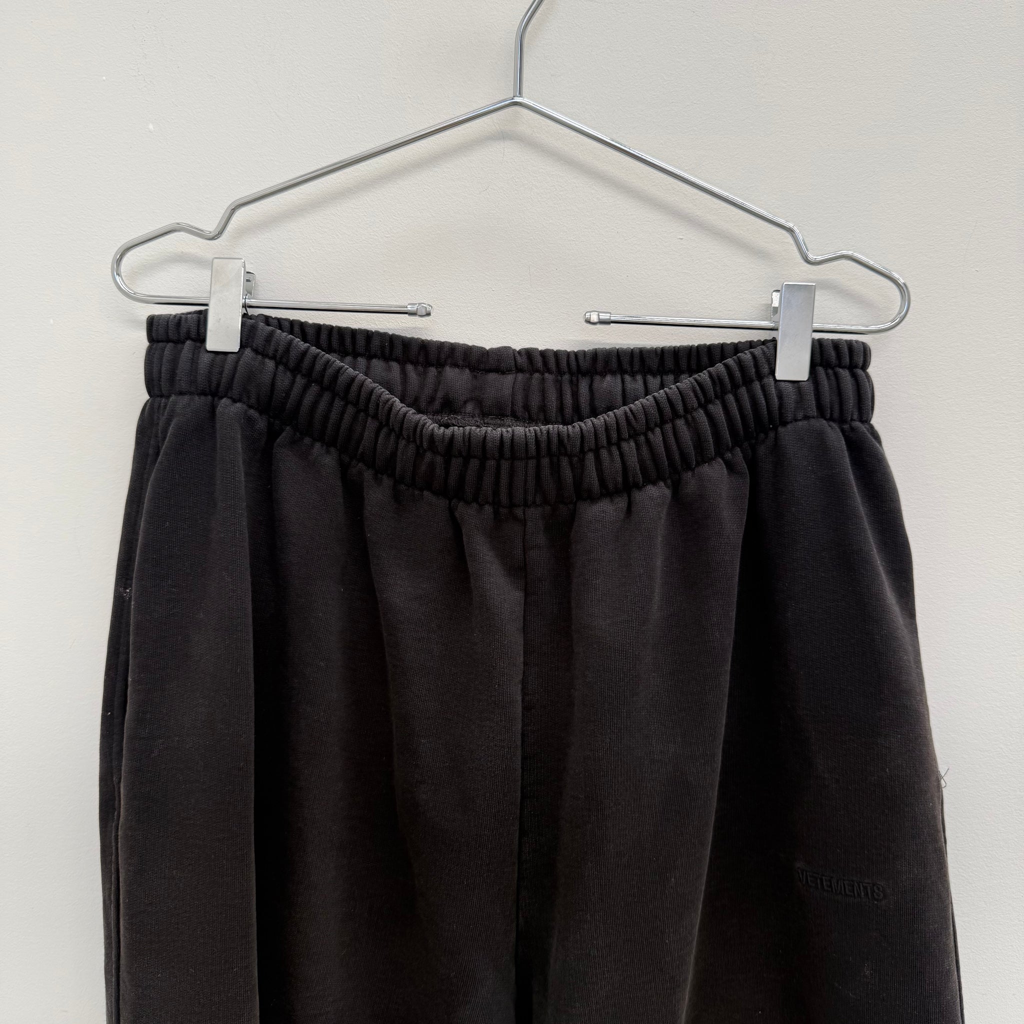 Vetements 'The Bulldog Spirit' Black FW18 Track Pants (Size L)
