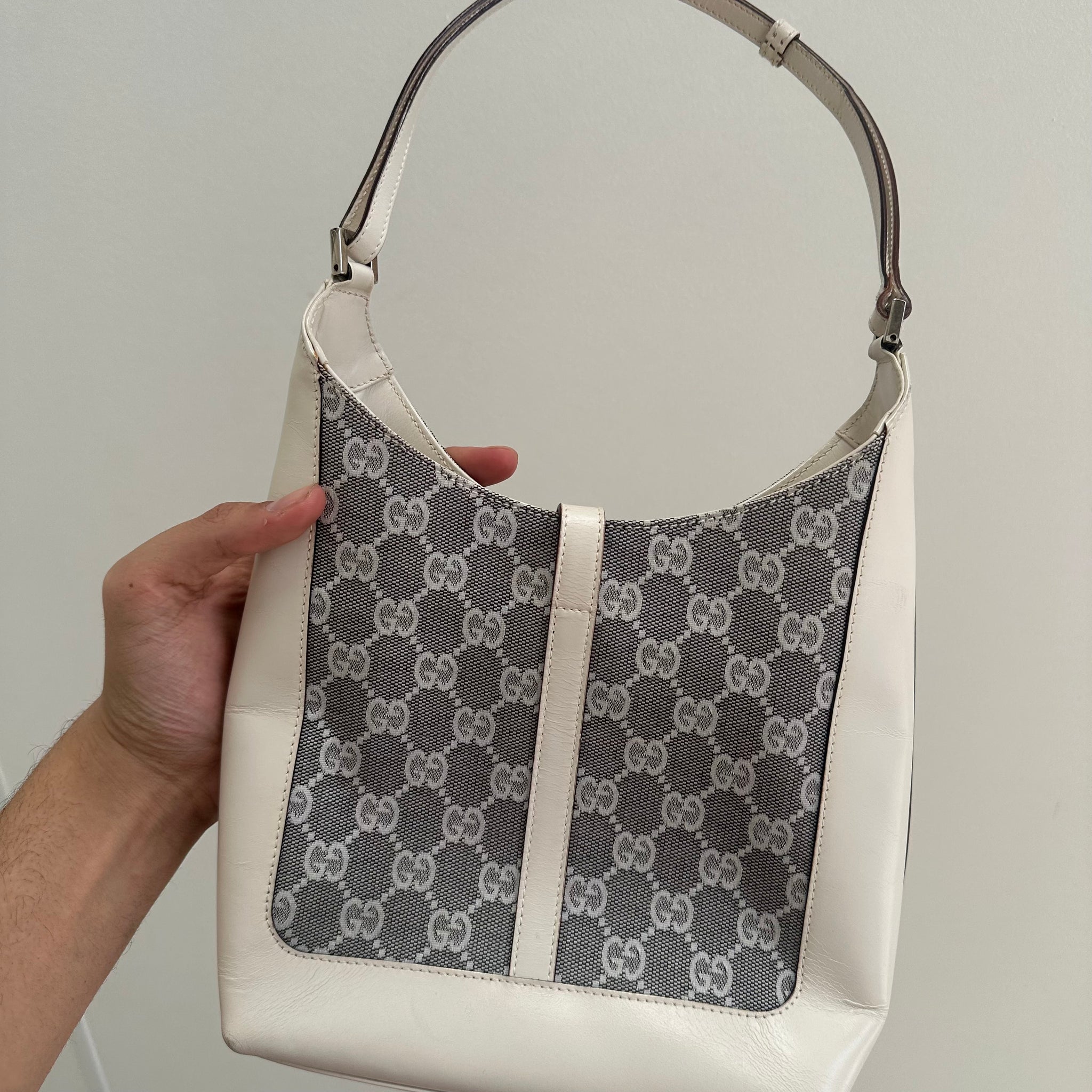 Gucci GG Canvas Jackie Shoulder Bag Silver/White