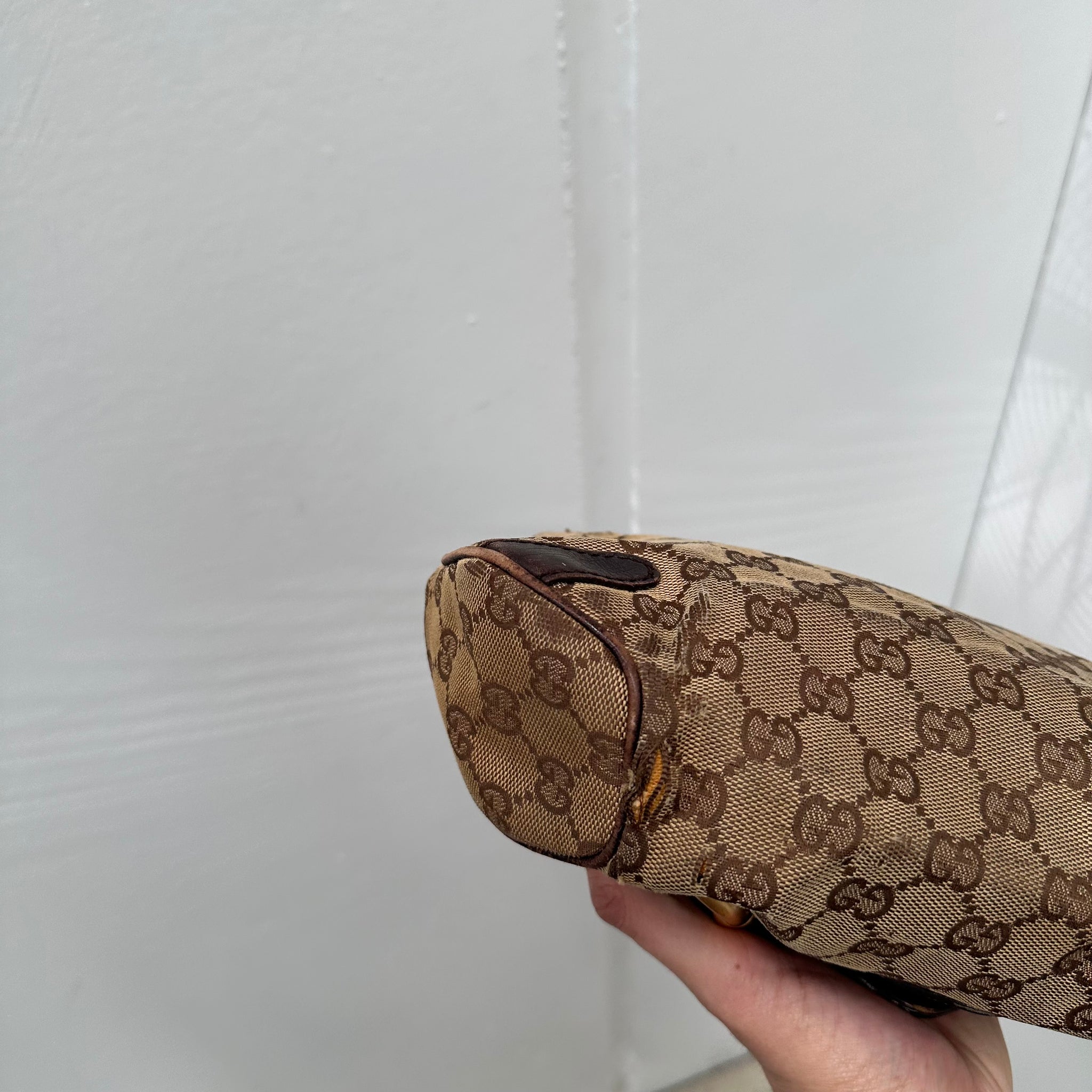 Gucci GG Horsebit Beige Shoulder Bag