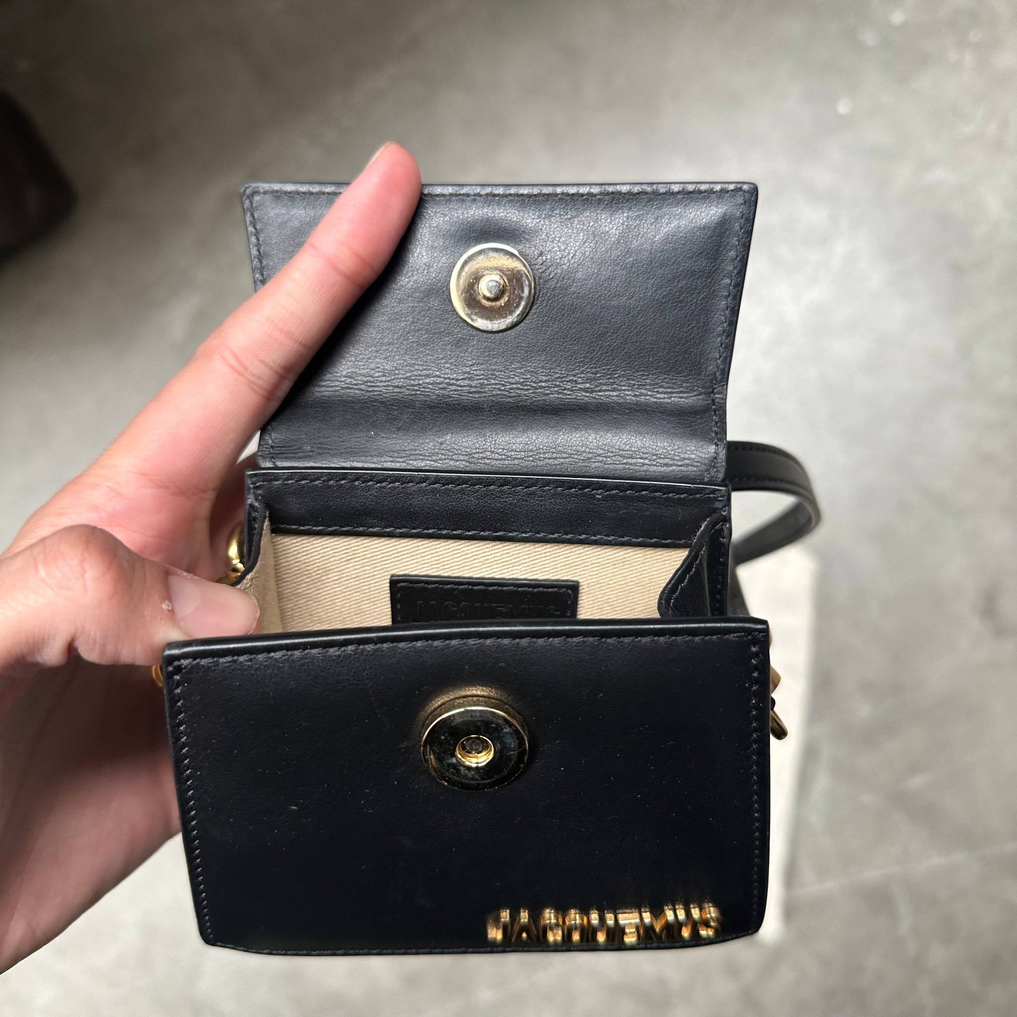 Jacquemus Le Chiquito Moyen Mini Leather Bag